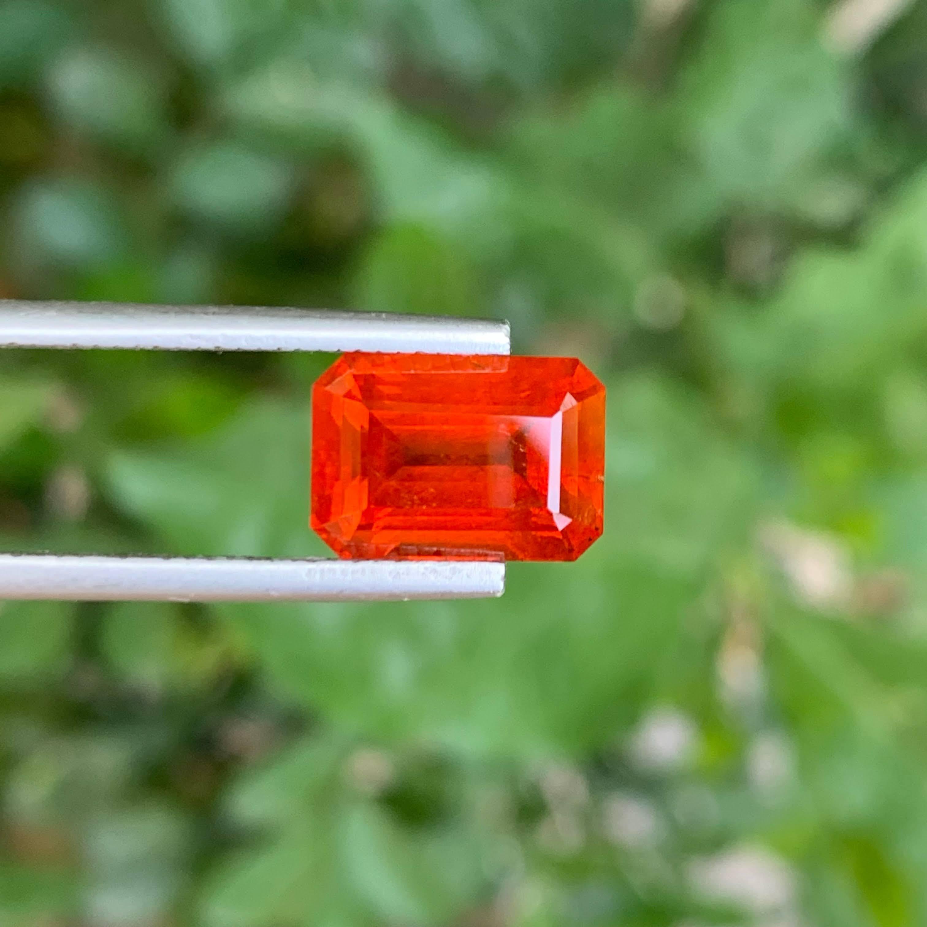 6,25 Karat Fanta Granat Stein Smaragdschliff Natürlicher Afrikanischer Edelstein im Angebot 3