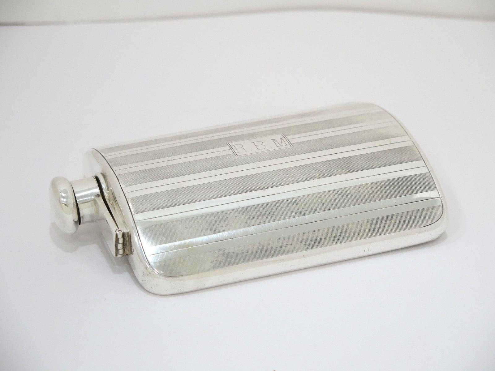 6.25 in - Sterling Silver Tiffany & Co. Antique Striped Flask In Good Condition For Sale In Brooklyn, NY