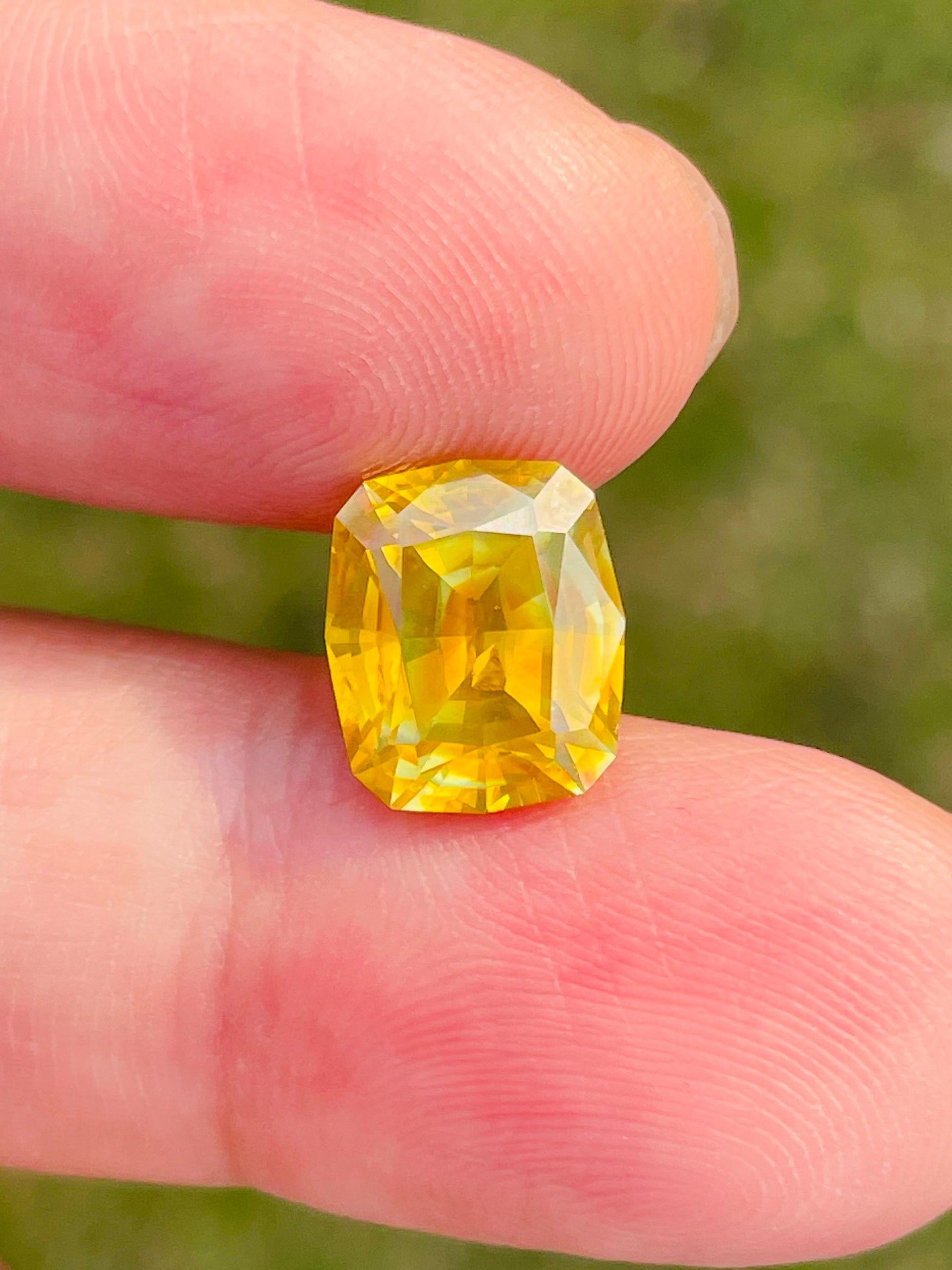 SLA11
Name: sphalerite precision cutting
weight:  6.25ct
size: 11*9.3*6.8mm
origin: Spain 
color: yellow brilliant 
clarity: 99% eye clean 
Cutting:  perfect precision cutting
Designer & cut by  : WB Gem 

