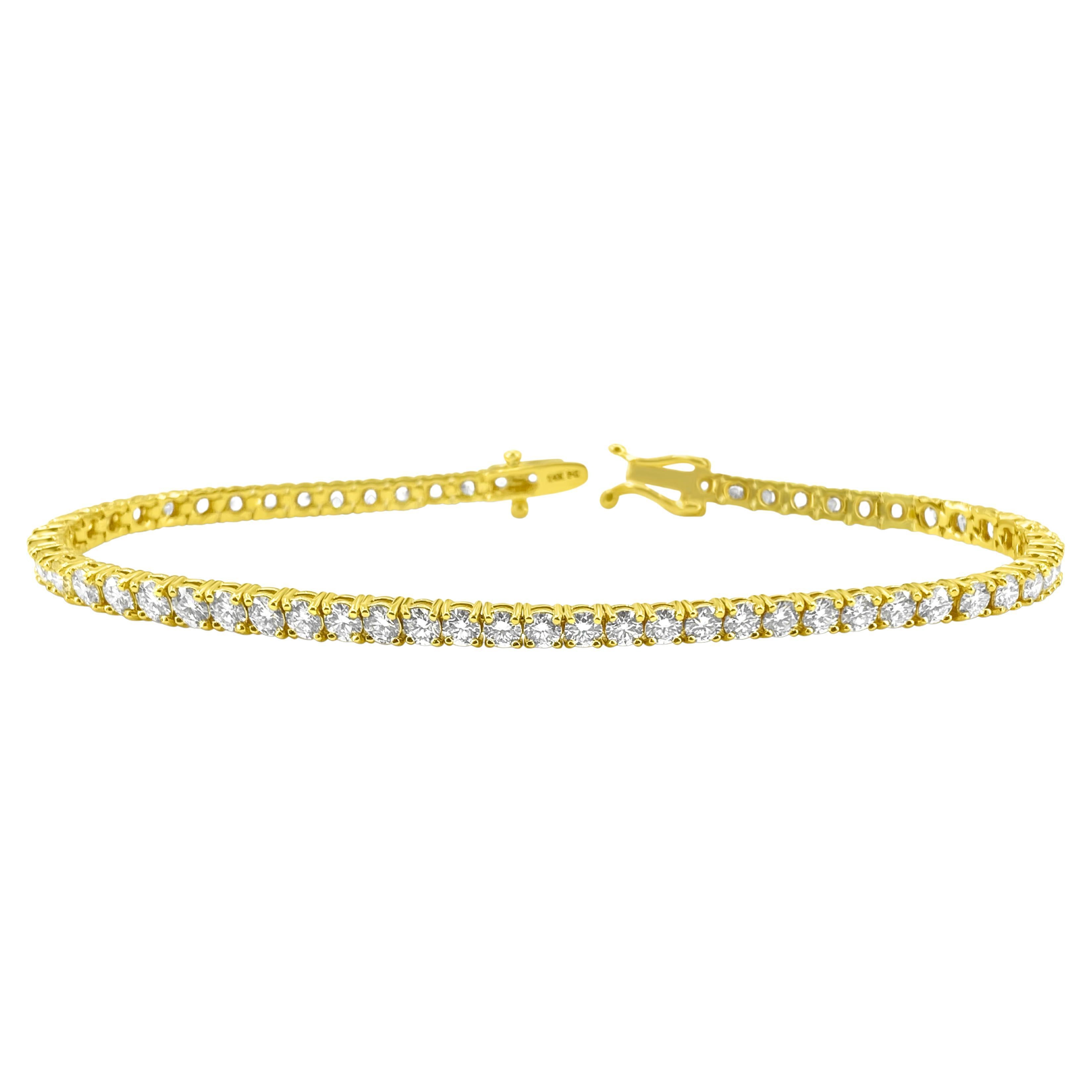 Unisex 3.08ct VVS Diamond Tennis Bracelet For Sale at 1stDibs