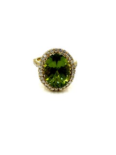 6.26 Carat Oval Peridot and Diamond 18k Yellow Gold Cocktail Ring