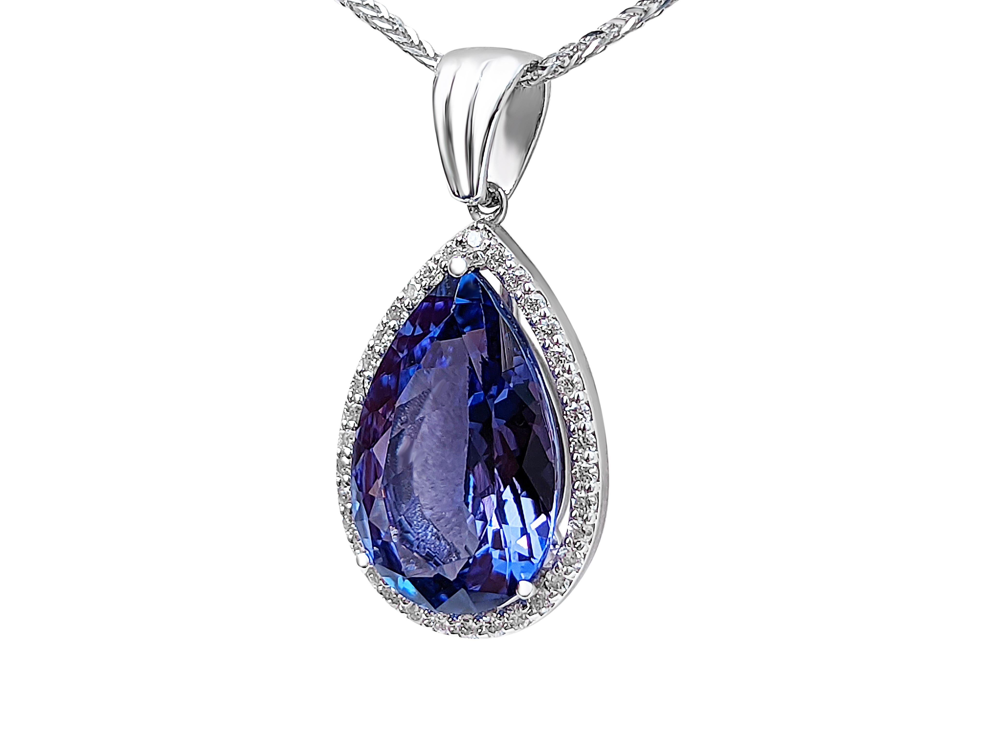 6.26 Ct Tanzanite & 0.30 Ct Diamonds, 14 Kt. White Gold, Necklace with Pendant In New Condition In Ramat Gan, IL
