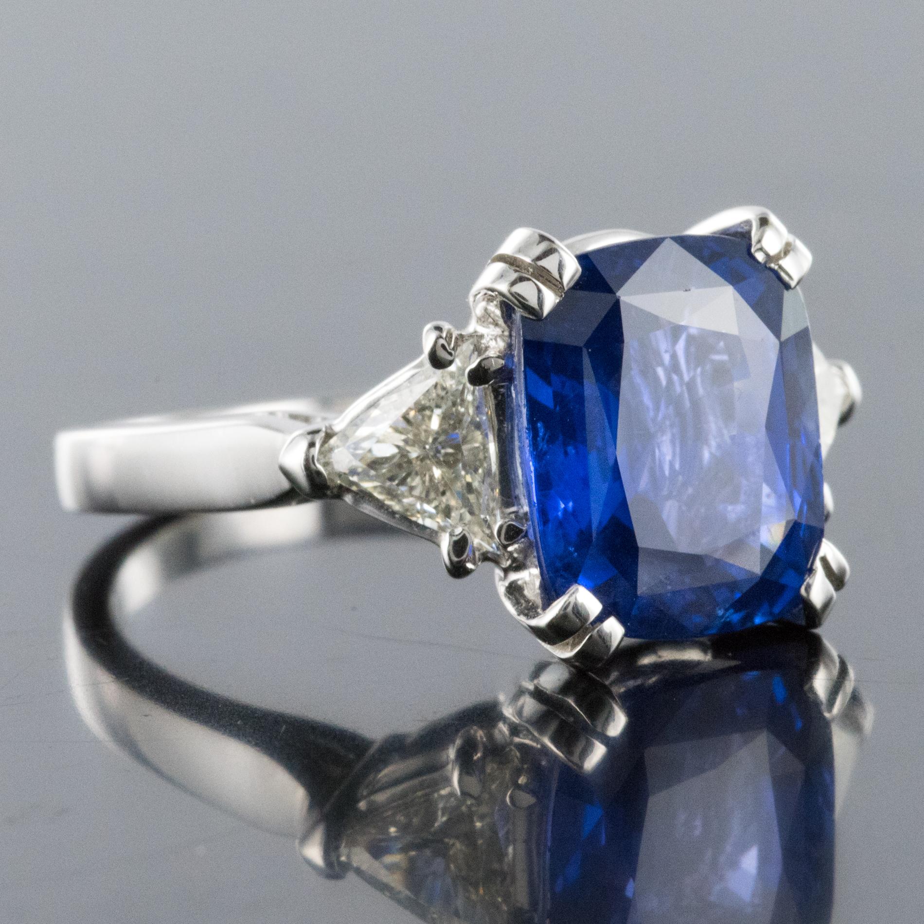 6.27 Carat Cushion Sapphire Trillion Cut Diamond Gold Ring For Sale 3