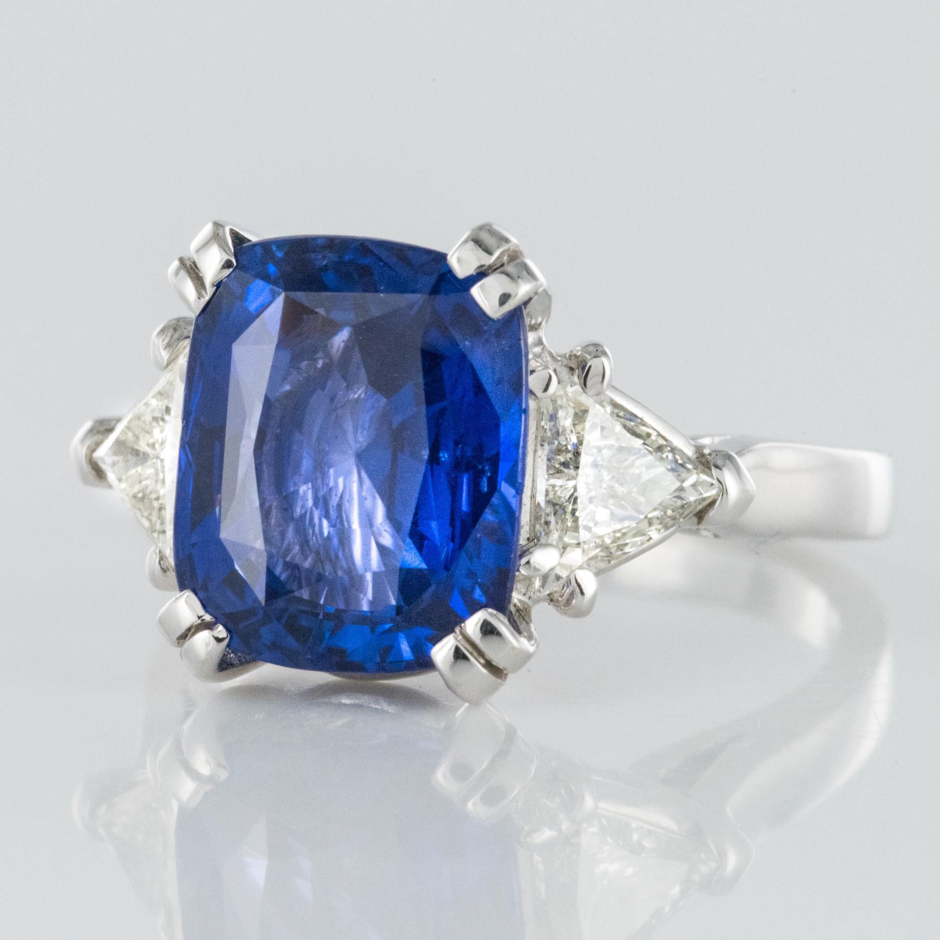 sapphire ring with trillion diamonds
