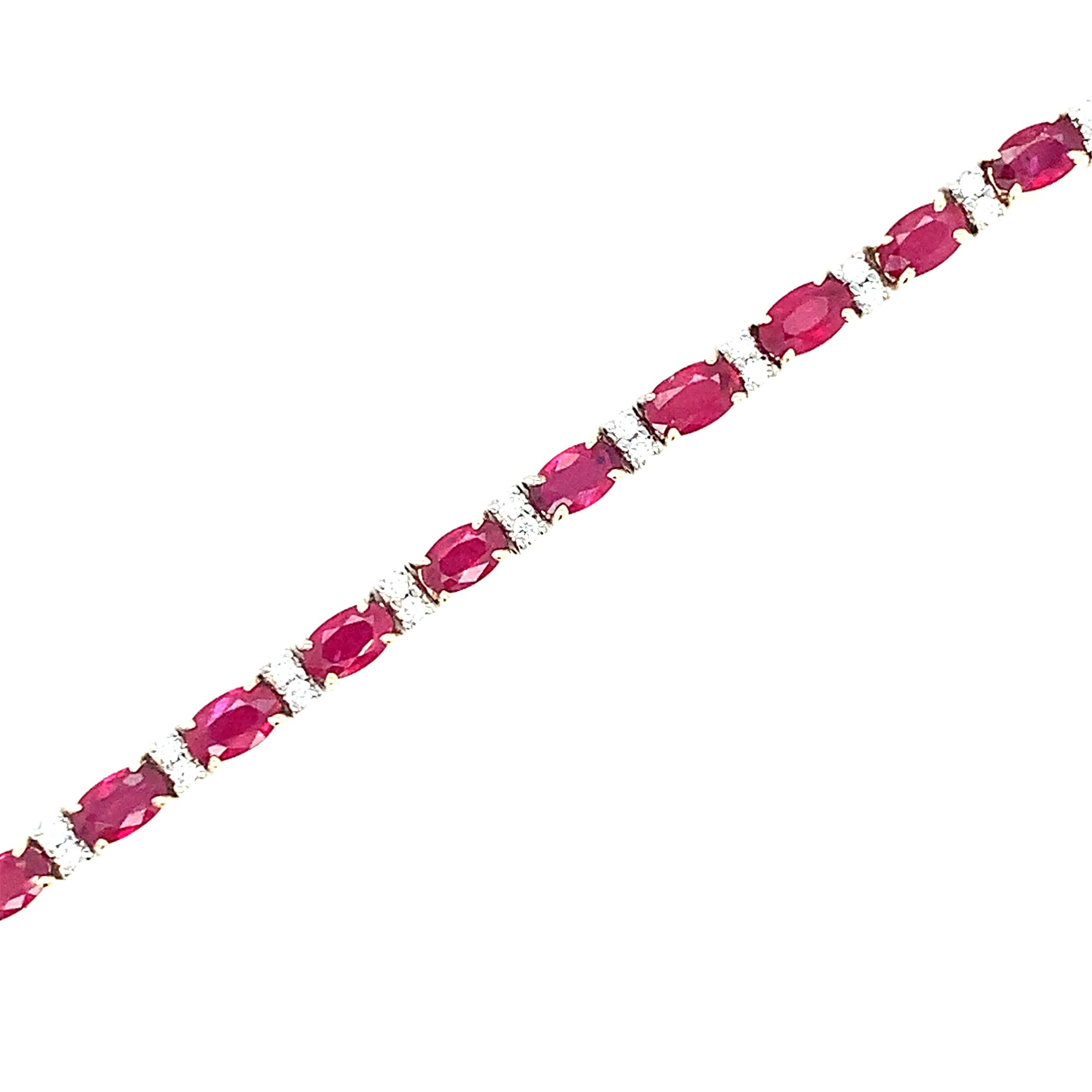 6.27 Carat Total Ruby and Diamond, Yellow and White Gold Tennis Bracelet In New Condition For Sale In Los Angeles, CA