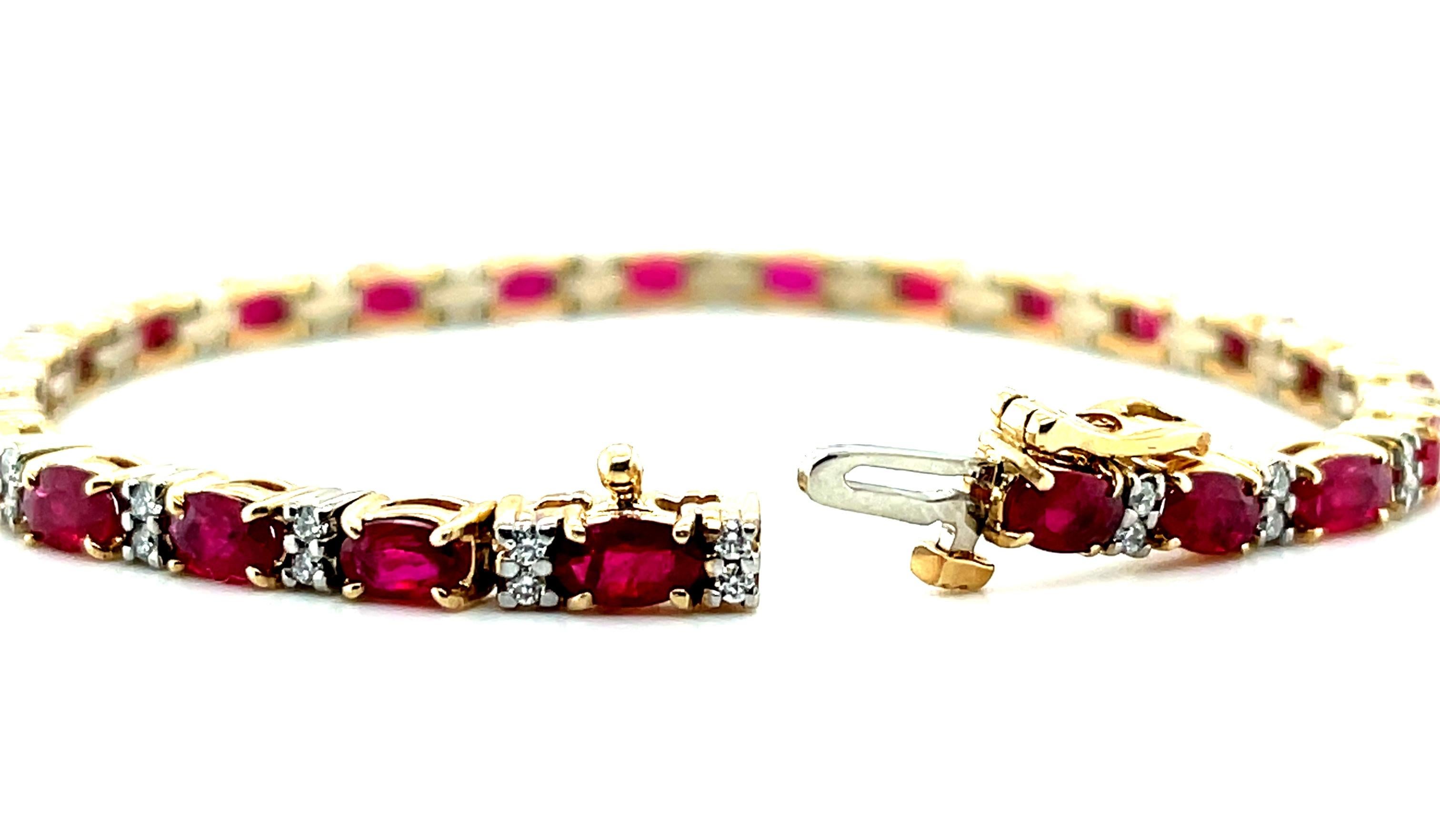 Oval Cut 6.27 Carat Total Ruby and Diamond, Yellow and White Gold Tennis Bracelet For Sale