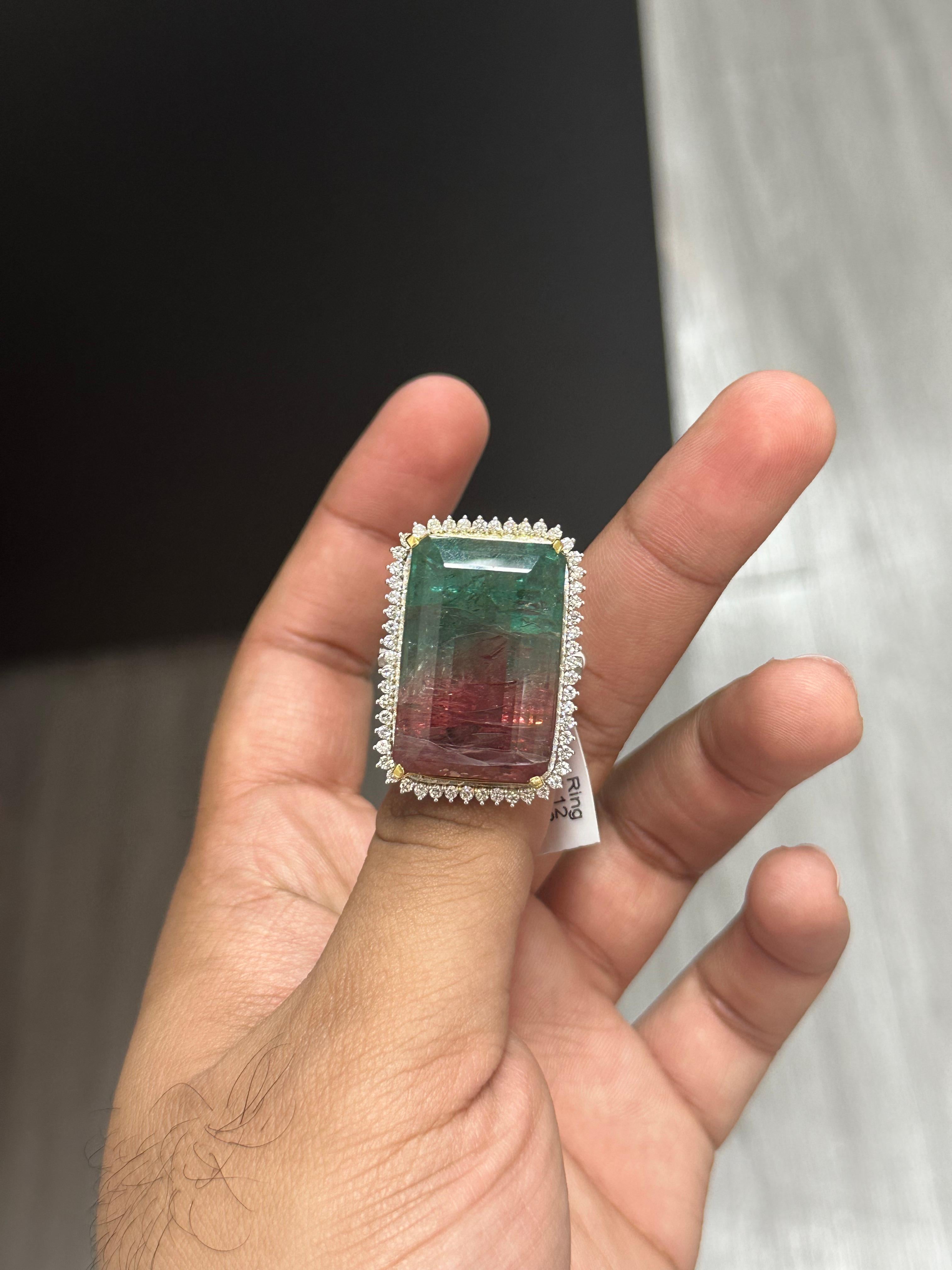62,74 Karat Turmalin-Ring (Roter und grüner Bi-Color-Ring) (Kissenschliff)