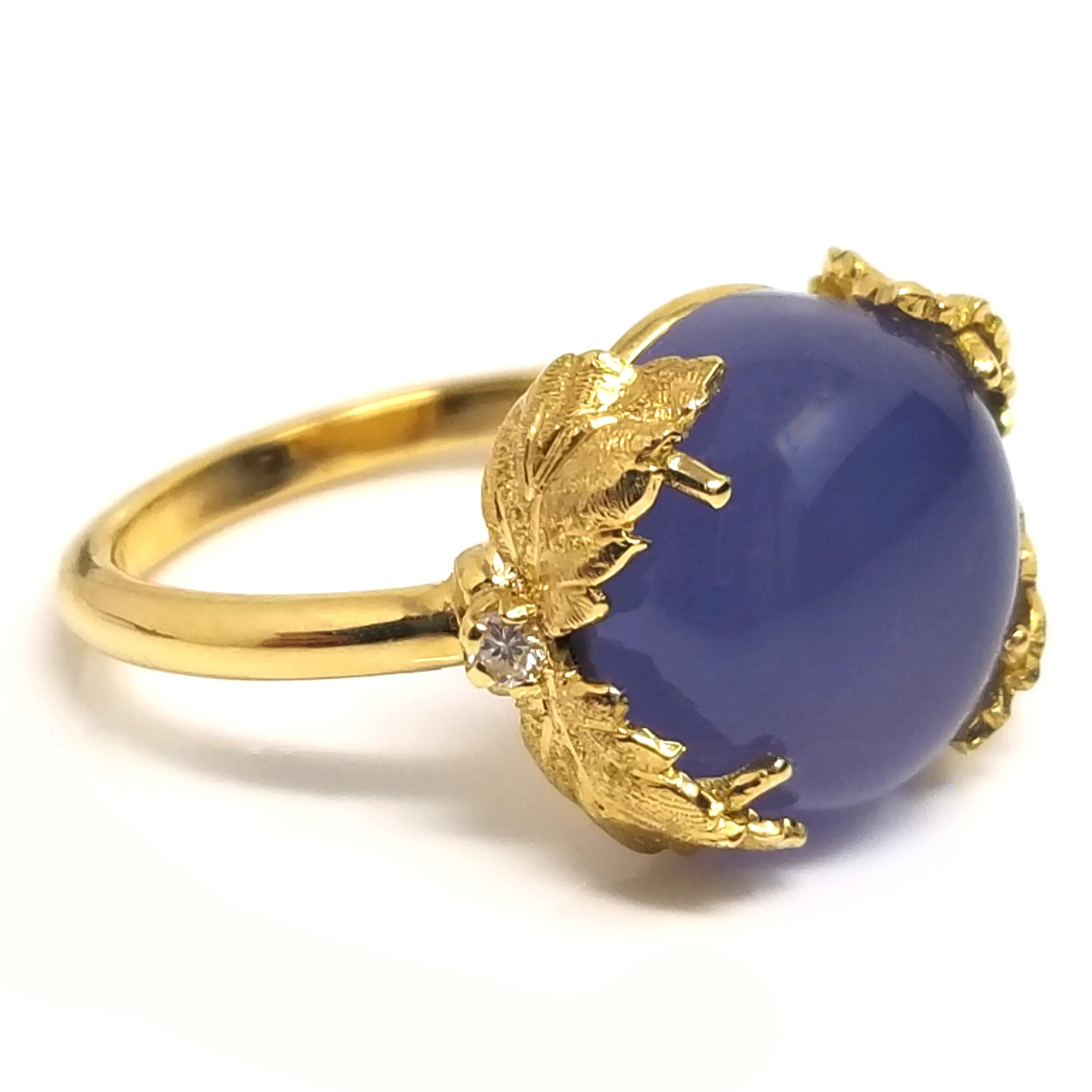 Contemporary Cynthia Scott 6.28ct Namibian Chalcedony and 18kt Ring, Made in Italy