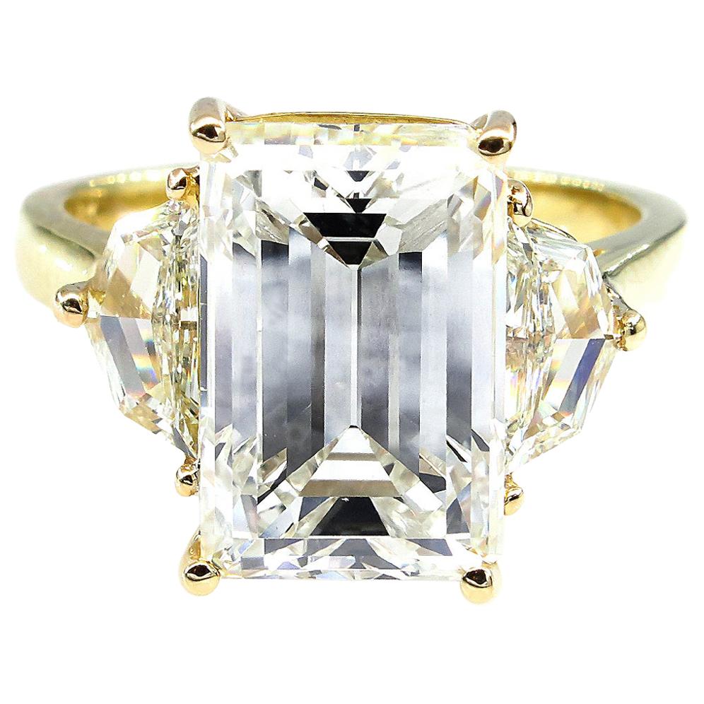 6.28 Carat Vintage Emerald Diamond Engagement Wedding Three-Stone Yellow Gold