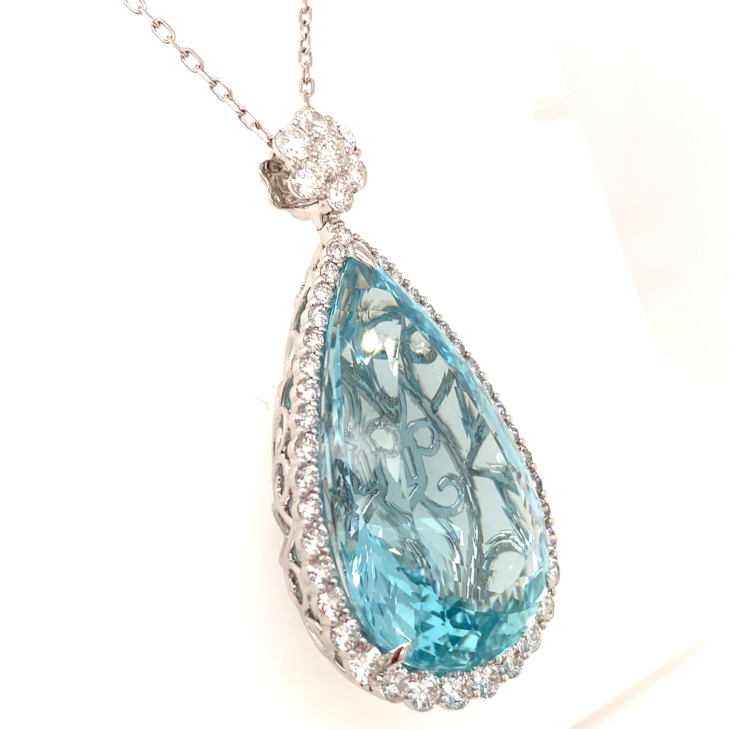 62.85 Carat Pear Cut Aquamarine Diamond White Gold Pendant Necklace Neuf - En vente à Trumbull, CT