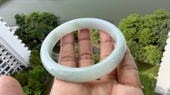 62 mm breiter Jadeit-Armreif im burmesischen Typ-A-Stil mit AGGL-Zertifikat