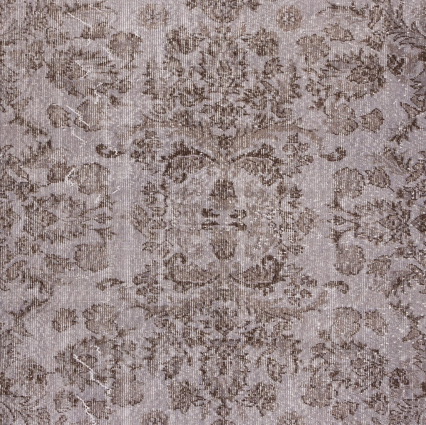 Hand-Woven 6.2x10 Ft Handmade Vintage Turkish Area Rug in Gray, Modern Living Room Carpet For Sale
