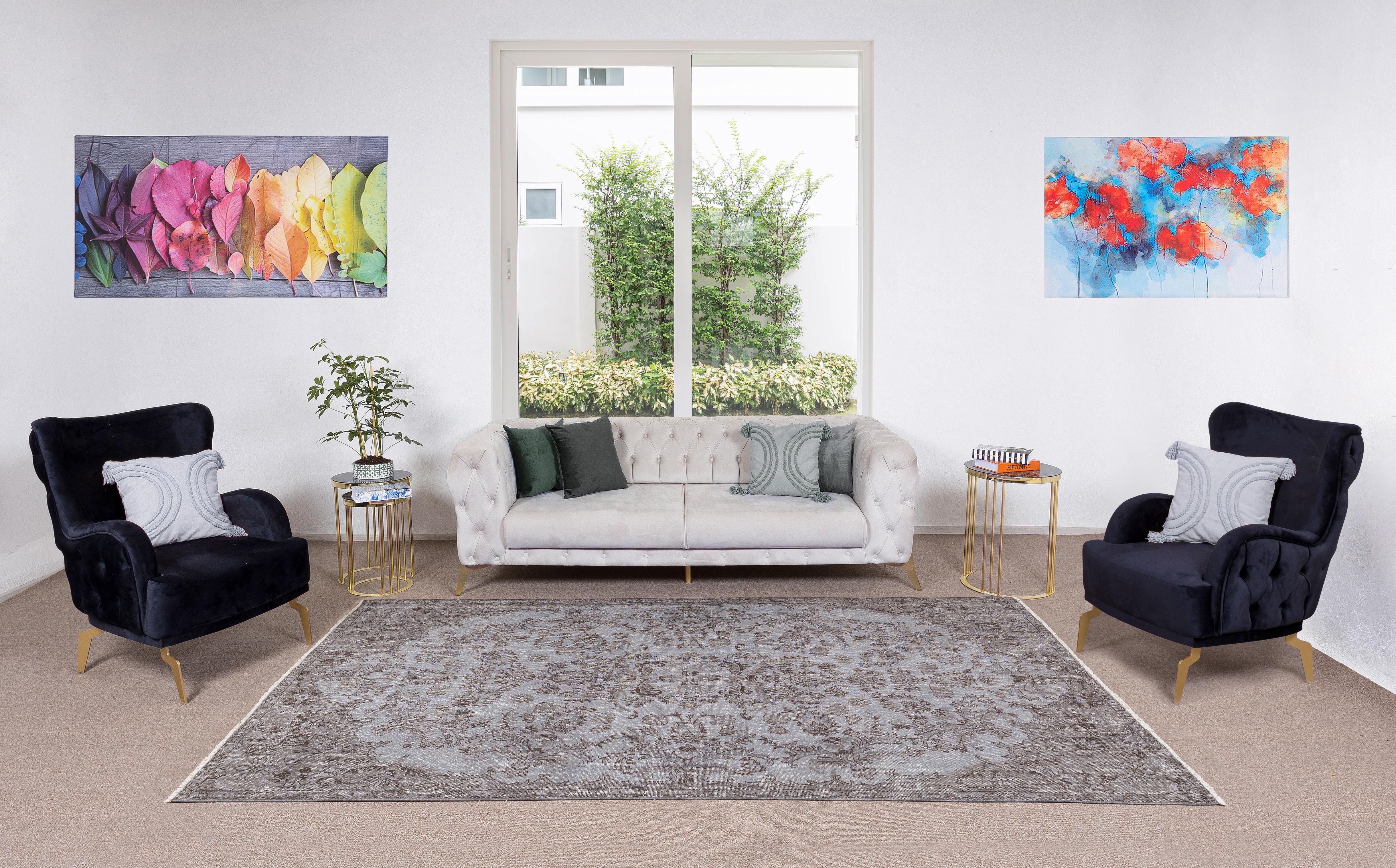 20th Century 6.2x10 Ft Handmade Vintage Turkish Area Rug in Gray, Modern Living Room Carpet For Sale