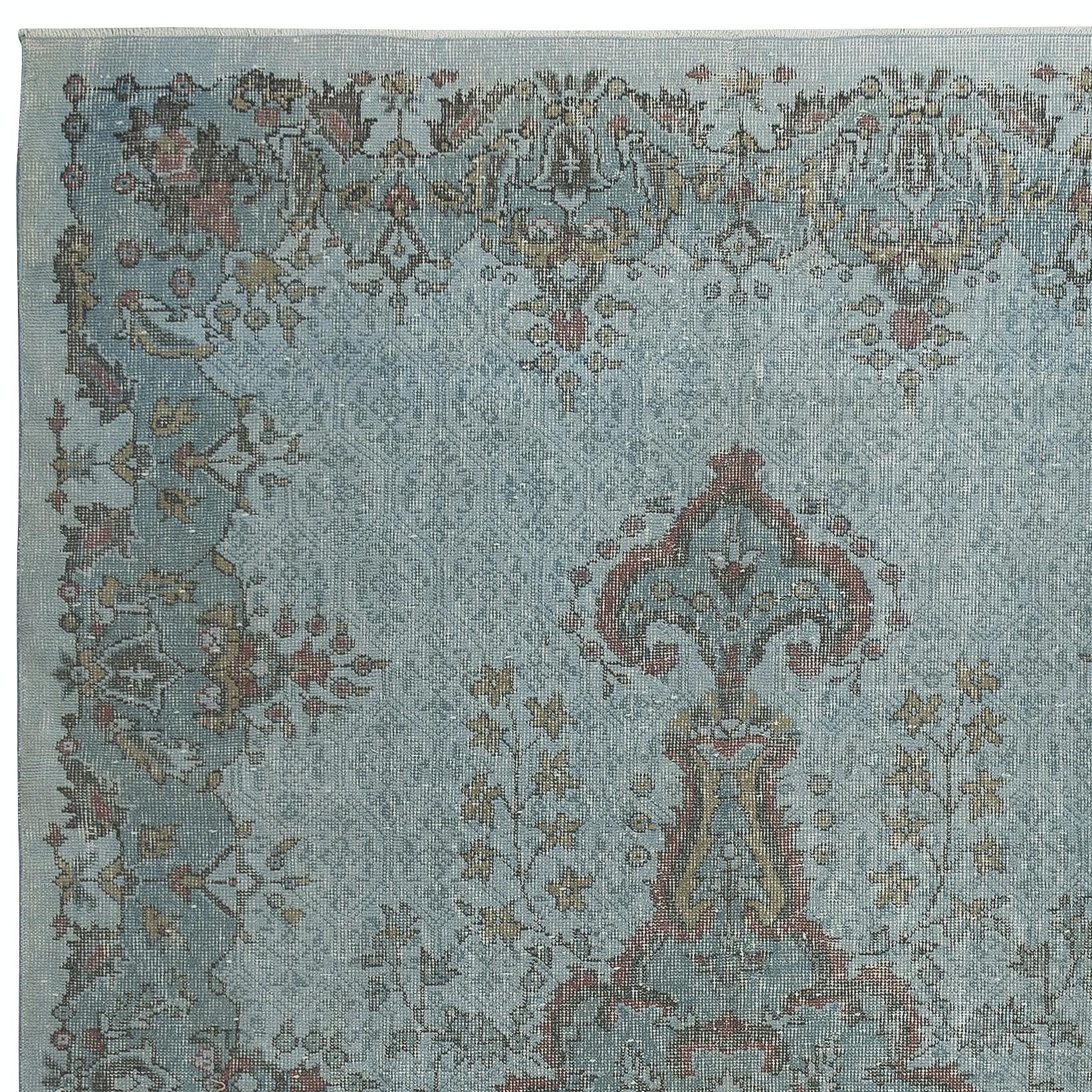 Moderner Teppich in Hellblau mit 6.2x10 Ft Medaillon-Design, handgefertigt in der Türkei (Handgeknüpft) im Angebot