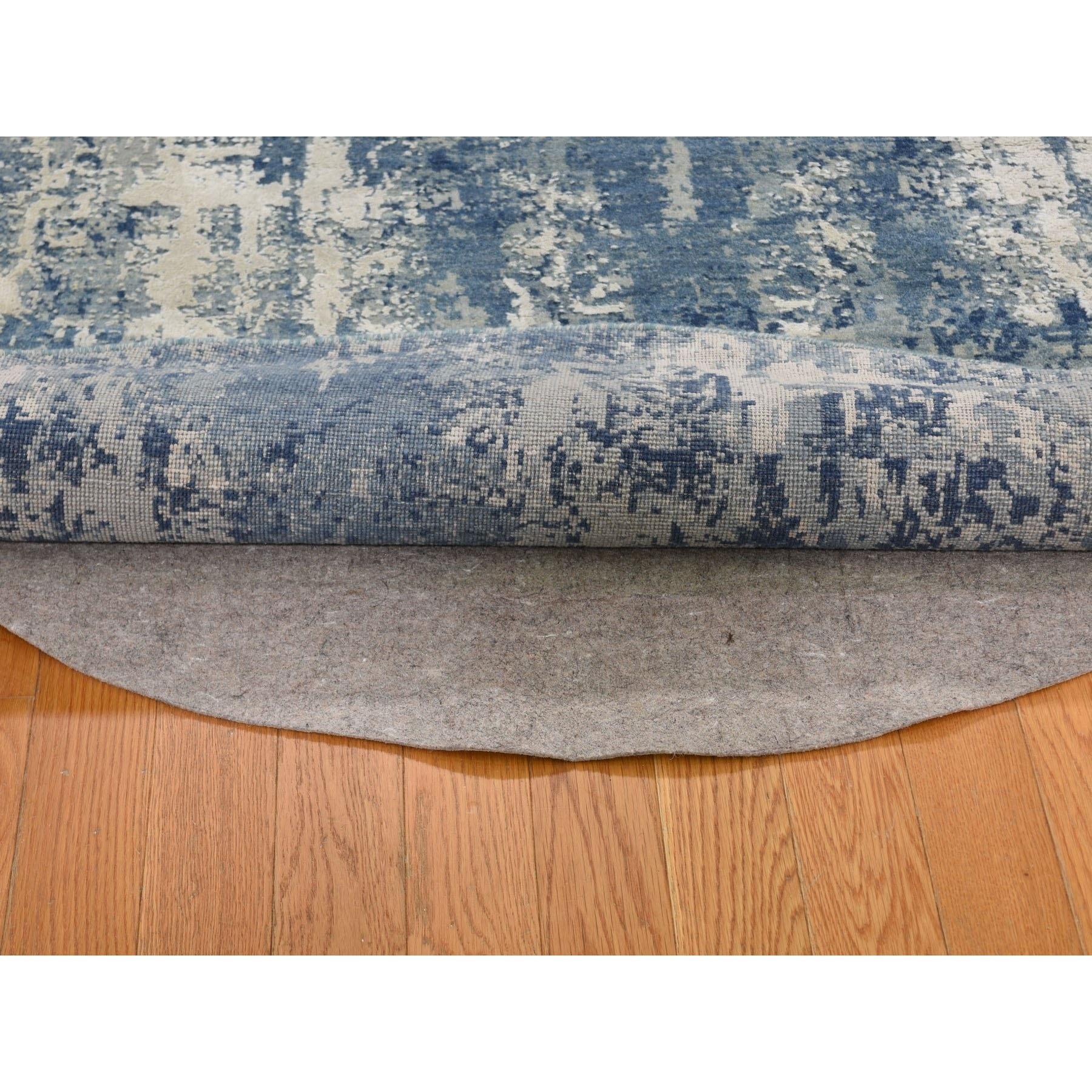 Moderne Tapis oriental noué à la main, design abstrait rond en laine et soie pure bleue 6'2