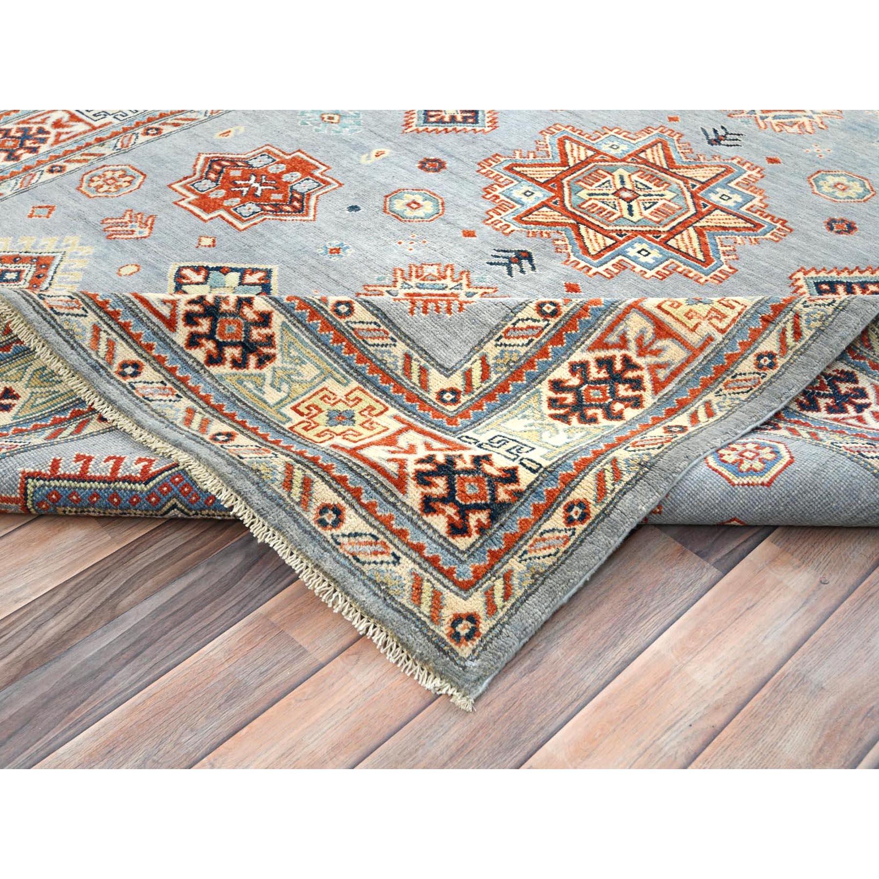 Alfombra de lana anudada a mano con diseño de medallón geométrico Kazak gris especial 6'2 