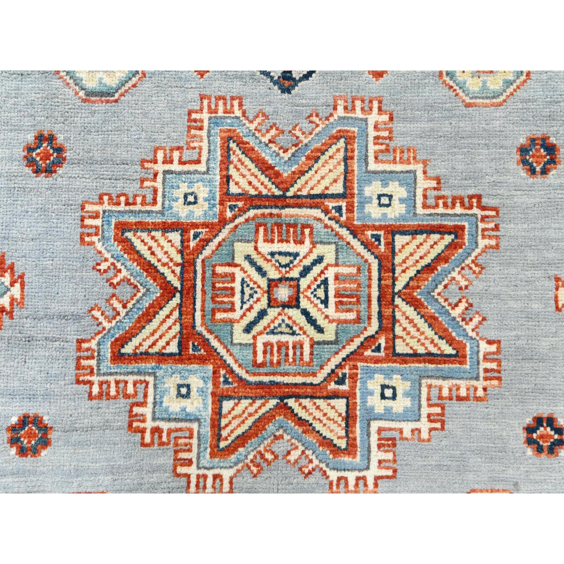 Alfombra de lana anudada a mano con diseño de medallón geométrico Kazak gris especial 6'2 