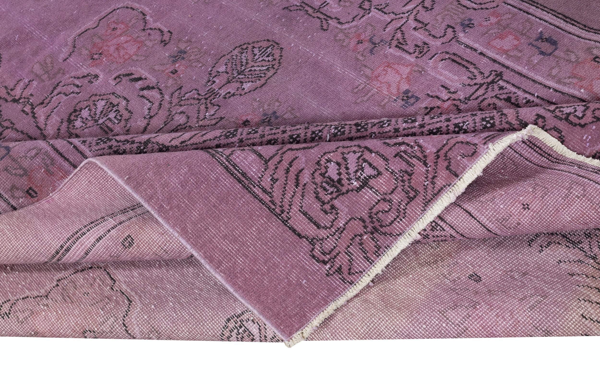 Alfombra turca vintage teñida en púrpura de 2,8 metros para interiores modernos Moderno en venta