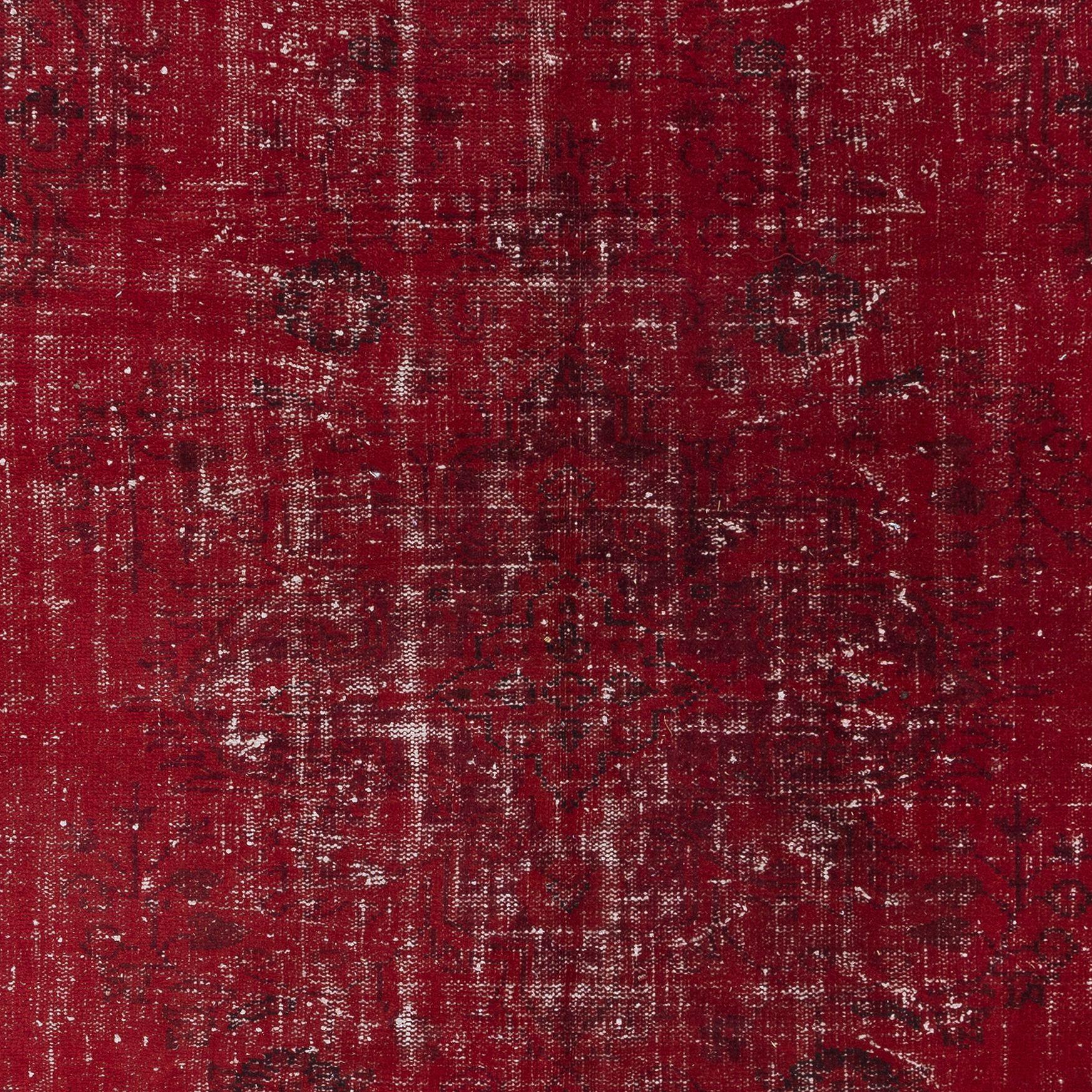 20th Century 6.2x9.4 Ft Handmade Turkish Dark Red Area Rug, Great 4 Modern Interiors For Sale