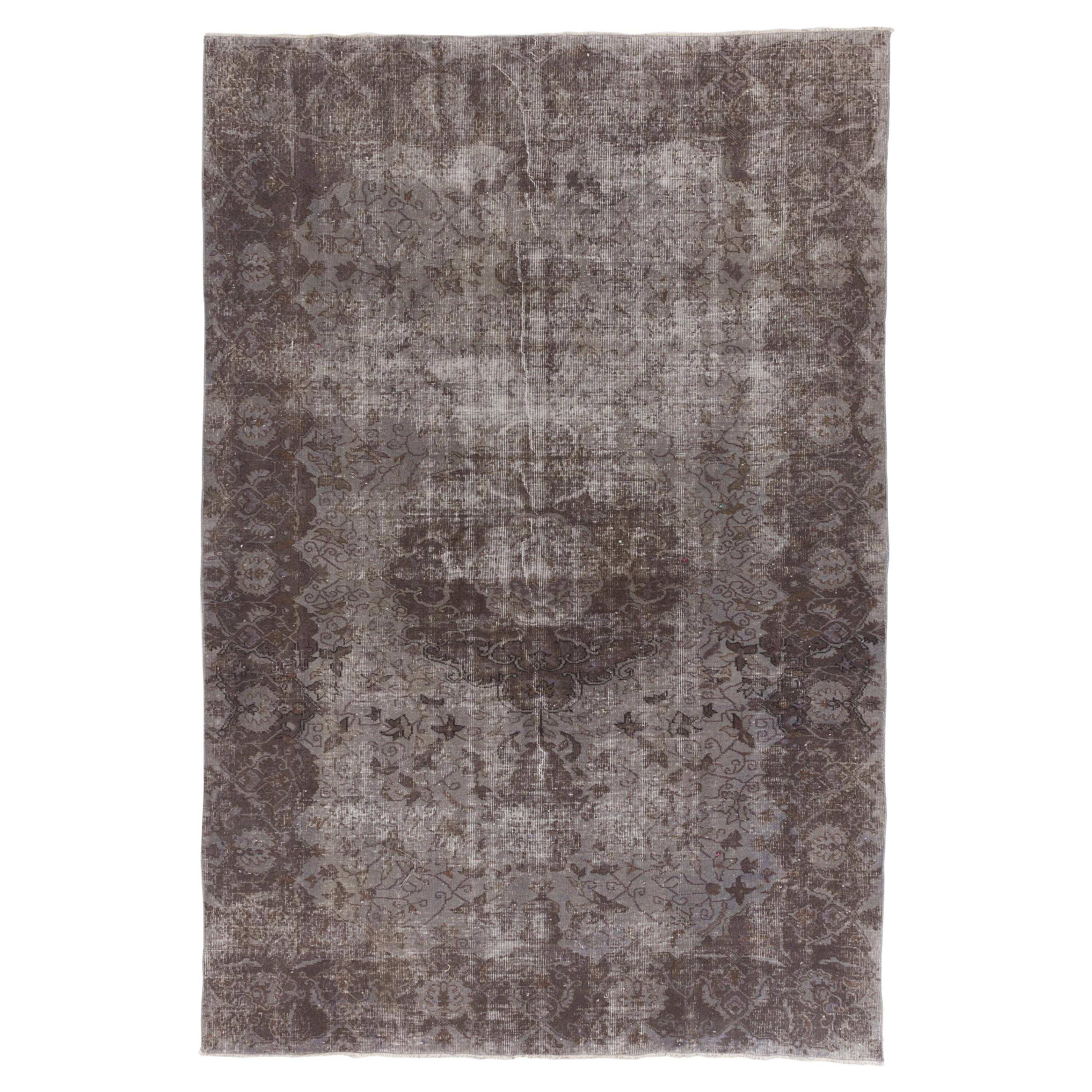 6x9 Ft Turkish Handmade Wool Rug in Gray for Contemporary Interiors For Sale