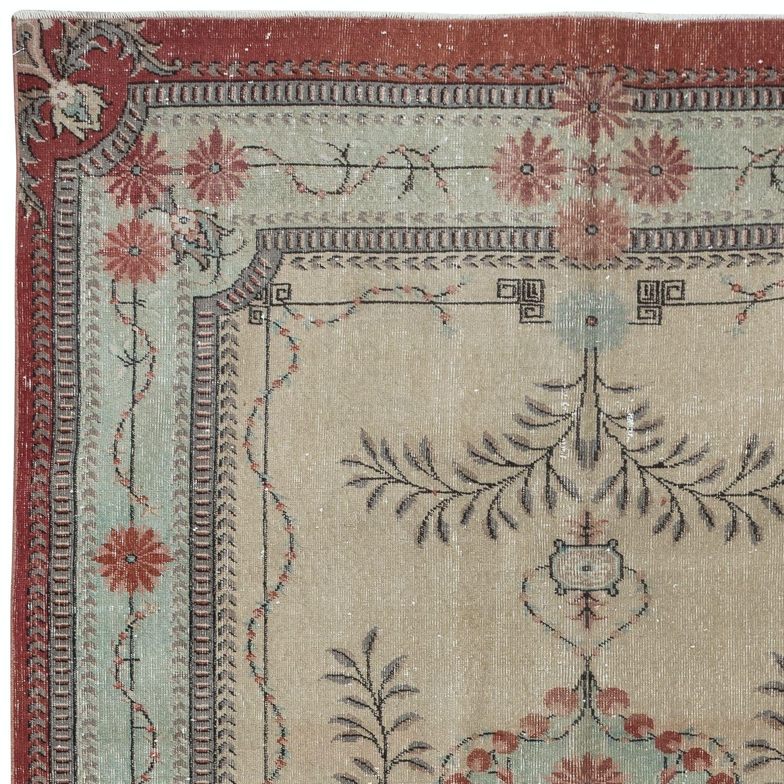 Turc 6.2x9.6 Ft European Design Handmade Rug. Tapis déco vintage, beige, rouge et vert en vente