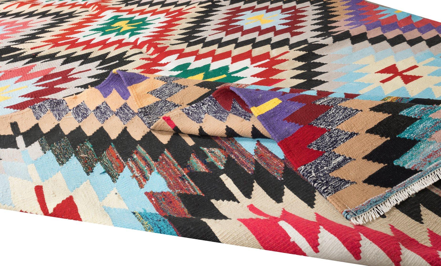 Hand-Woven 6.2x9.8 Ft Dazzling Handmade Turkish Wool Kilim, One of a Kind Flat-Weave Rug For Sale