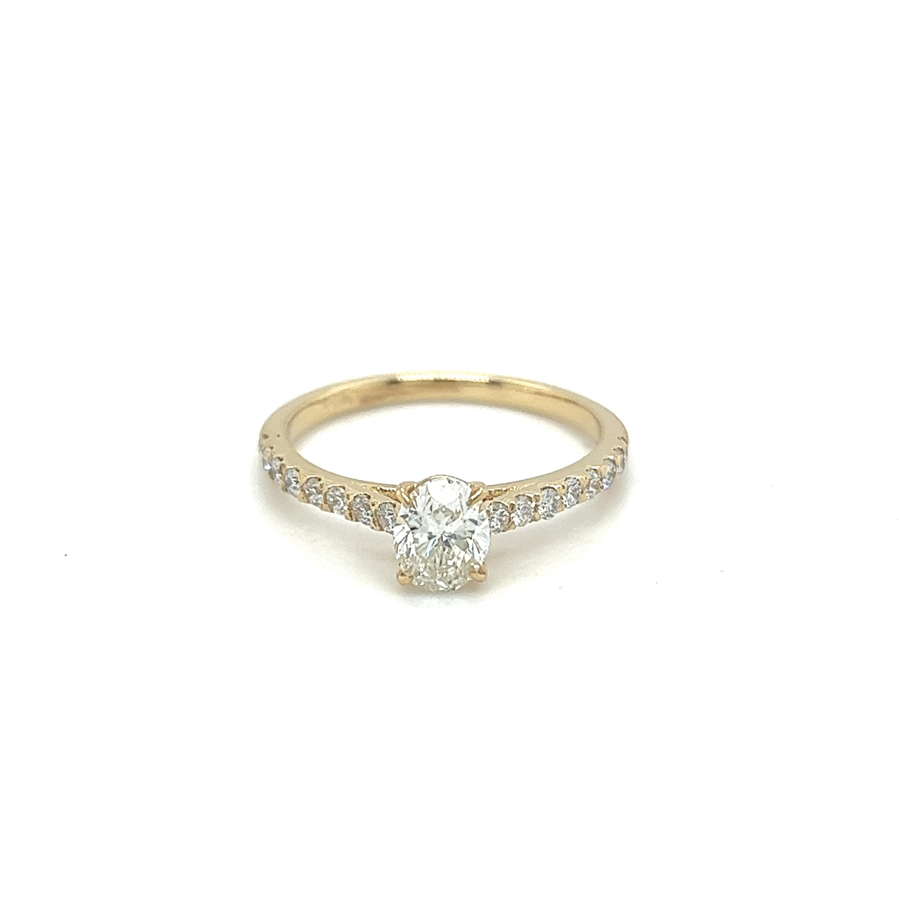 Women's .63 Carat Earth Mined Oval Diamond Ring For Sale