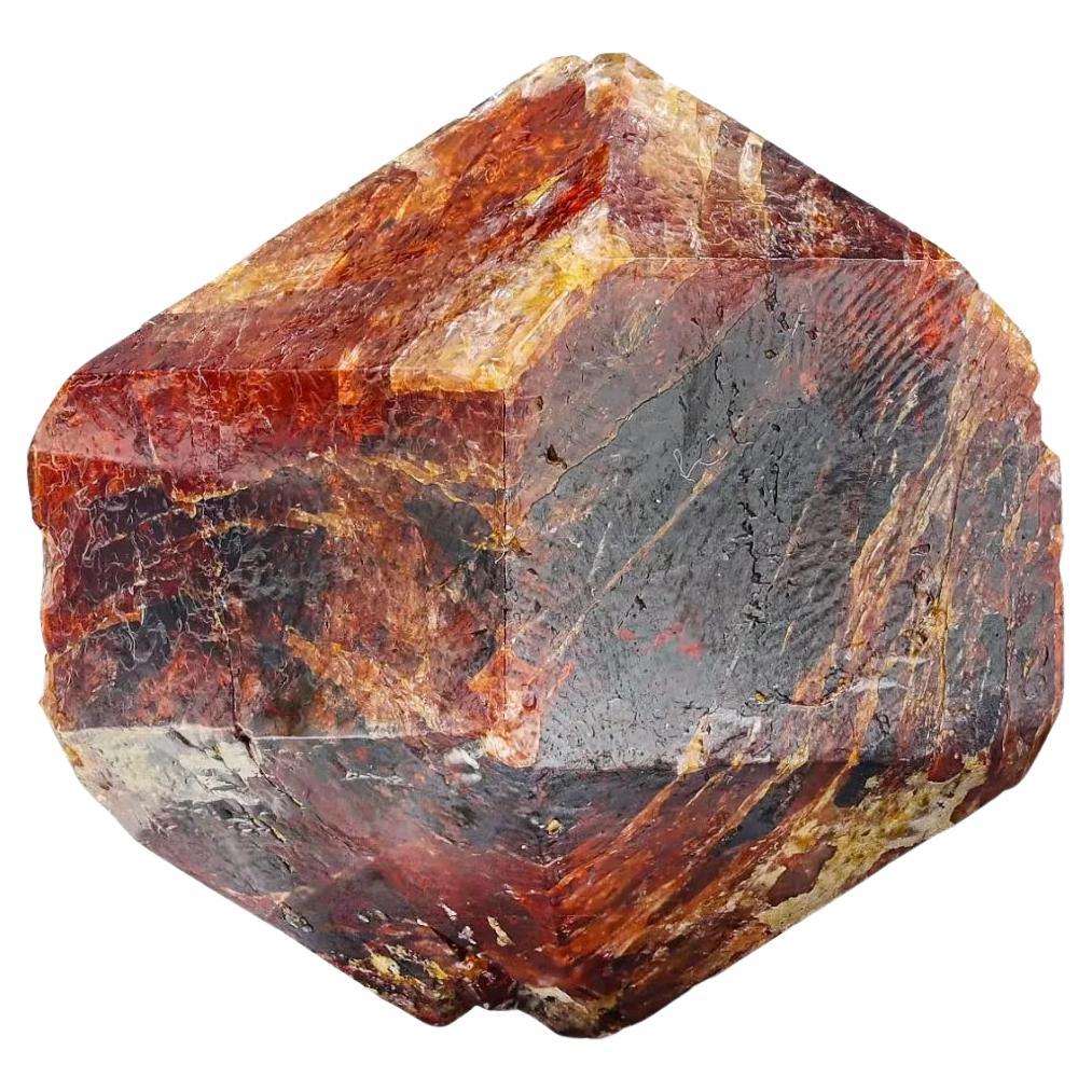 63 grammi di cristallo galleggiante di zircone rosso vibrante a doppia terminazione dal Pakistan in vendita