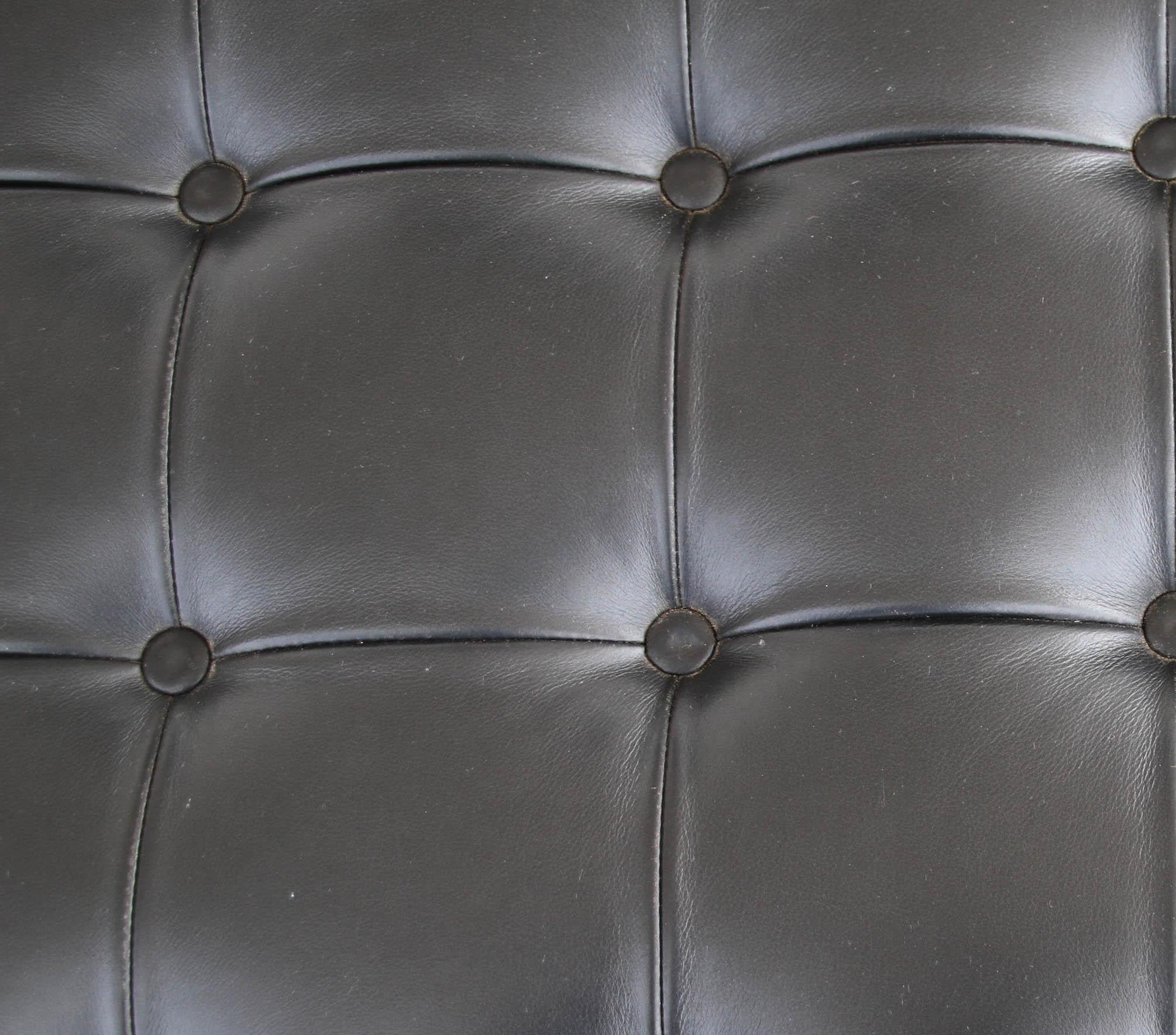 Late 20th Century Knoll Style Steelcase Bench