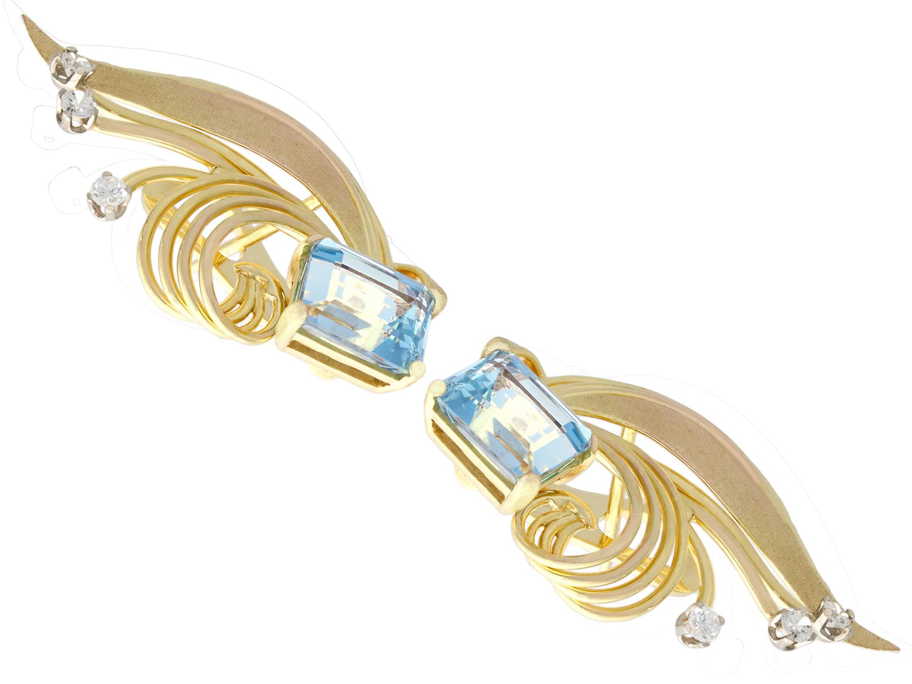 6.30 Carat Aquamarine and Diamond Yellow Gold Earrings Vintage, circa 1950 In Excellent Condition For Sale In Jesmond, Newcastle Upon Tyne