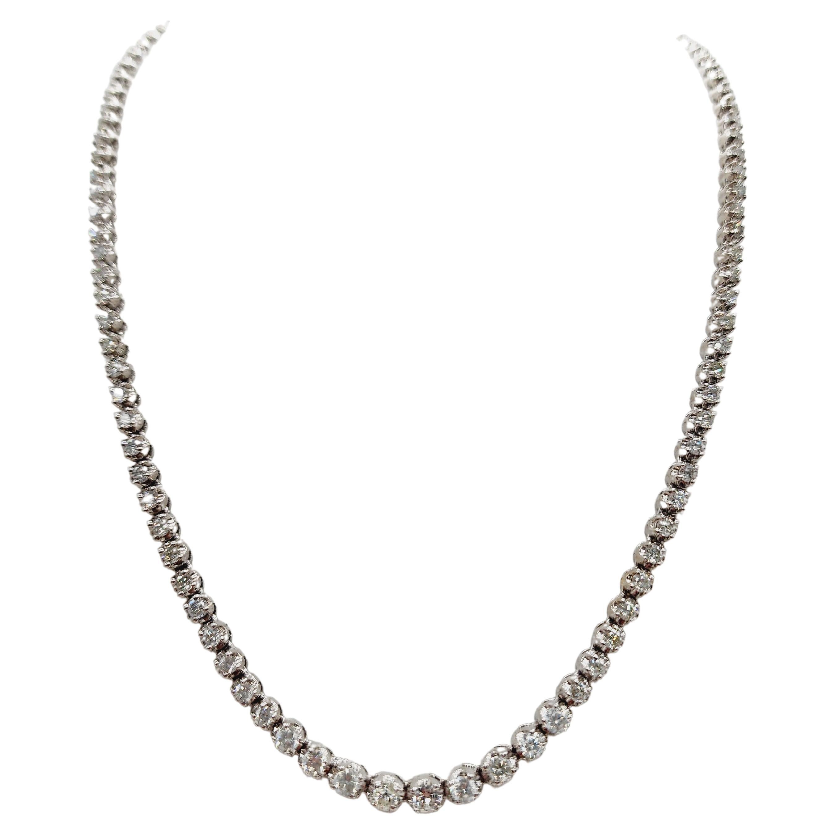 Graduated Diamond Chain 14 Karat White Gold Graduated Diamond Tennis Necklace For Sale at 1stDibs