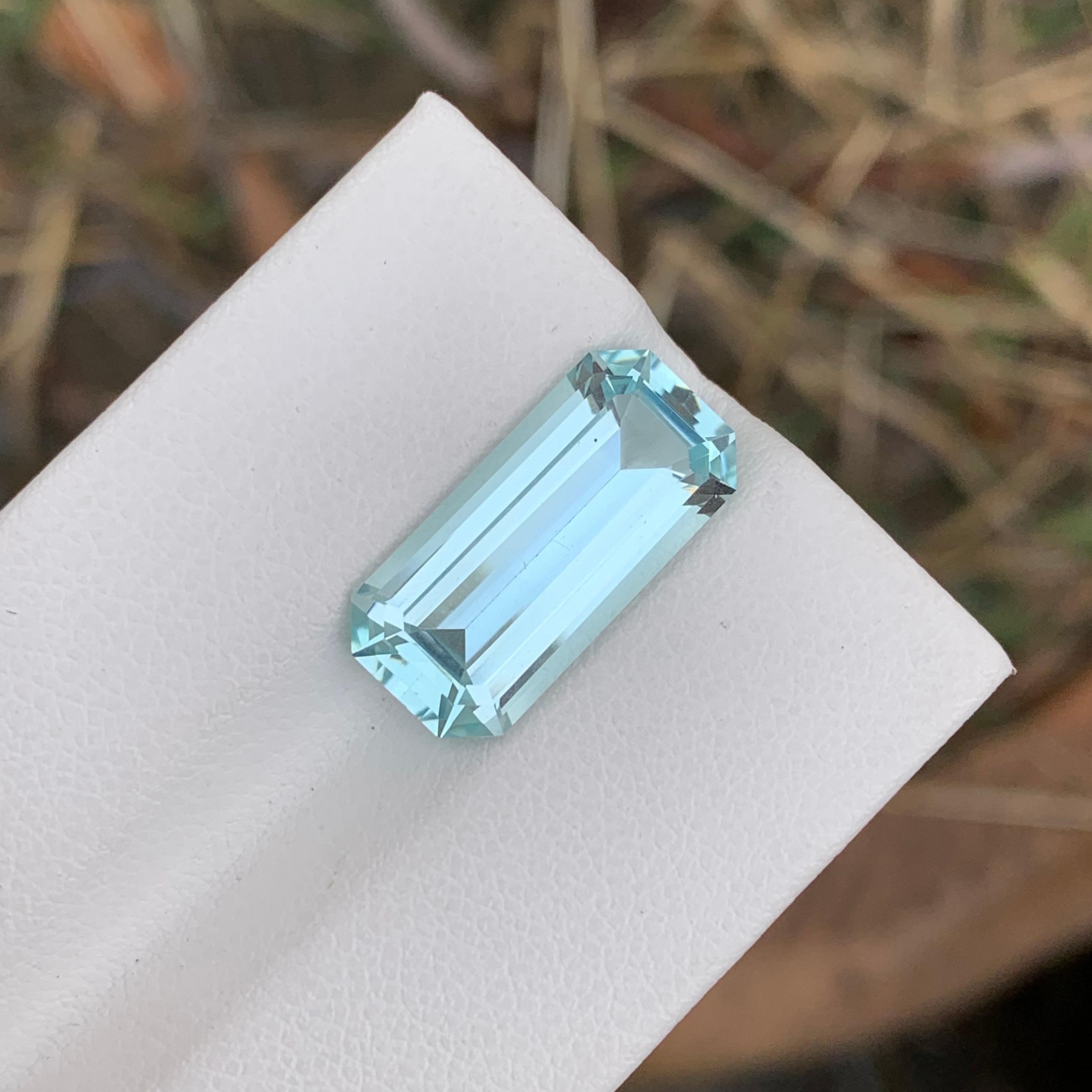 6.30 Carat Natural Loose Aquamarine long Emerald Shape Gem For Jewellery Making For Sale 6