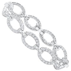 6.30 Carats Total Round and Baguette Cut Diamond Encrusted Link Bracelet