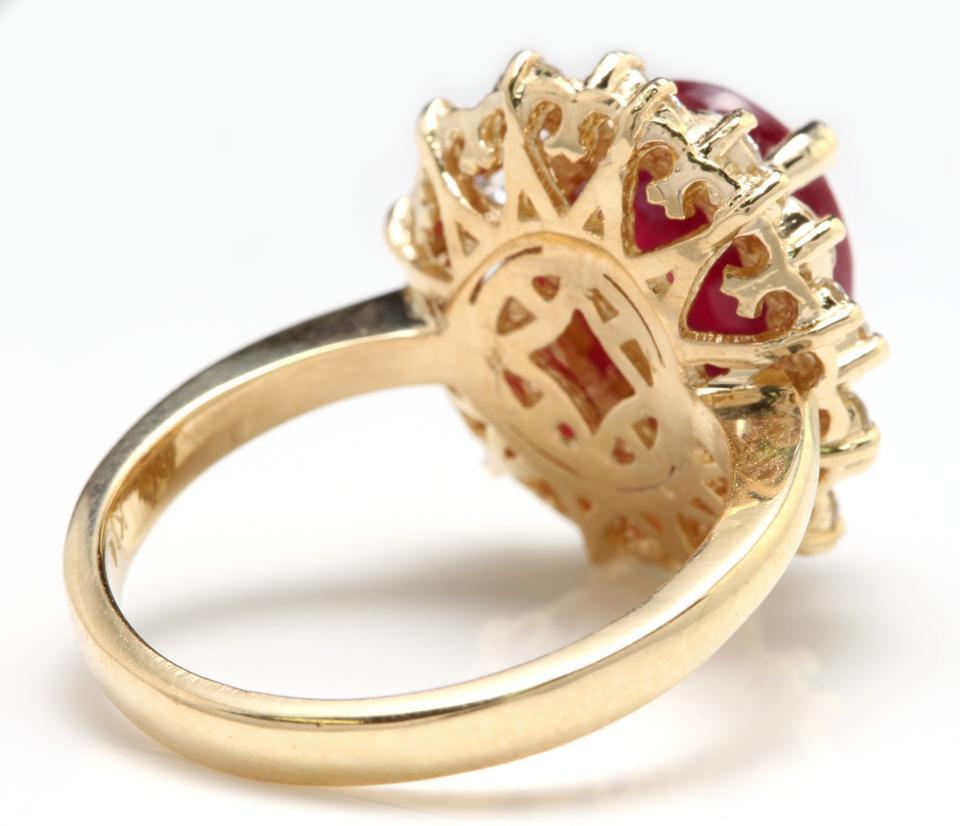 Taille mixte Impressionnante bague en or jaune 14 carats avec rubis rouge et diamants de 6,30 carats en vente