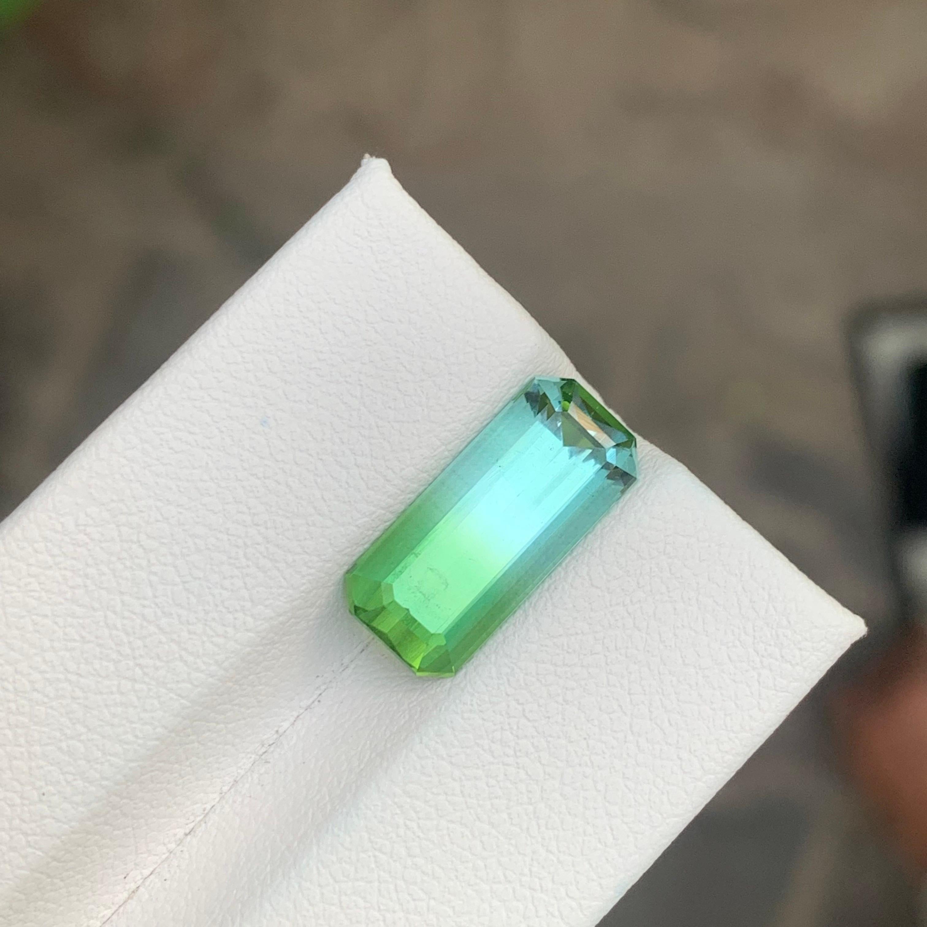 6,30 Karat Natürlicher zweifarbiger Turmalin Loser Edelstein für Schmuck im Zustand „Neu“ im Angebot in Peshawar, PK