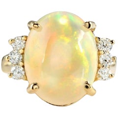 Impressionnante bague en or jaune massif 14 carats avec opale éthiopienne naturelle de 6,30 carats et diamants