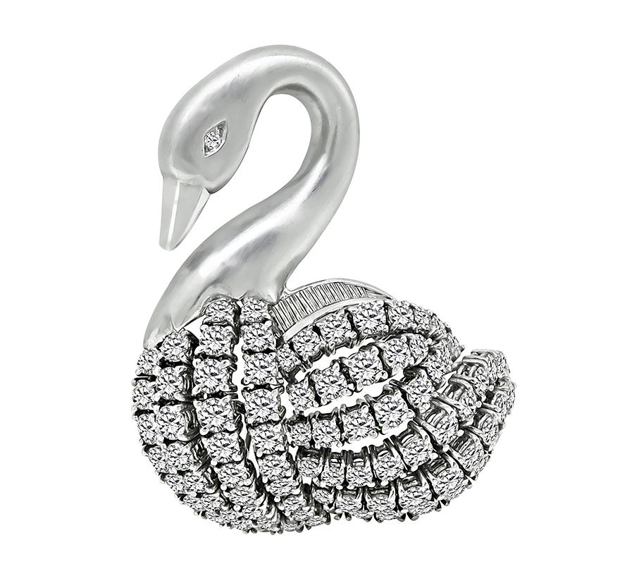 Round Cut 6.30ct Diamond White Gold Swan Pin For Sale