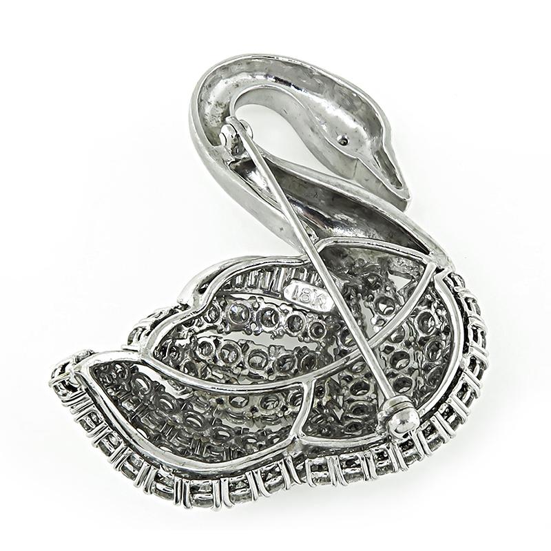 6.30ct Diamond White Gold Swan Pin In Good Condition For Sale In New York, NY