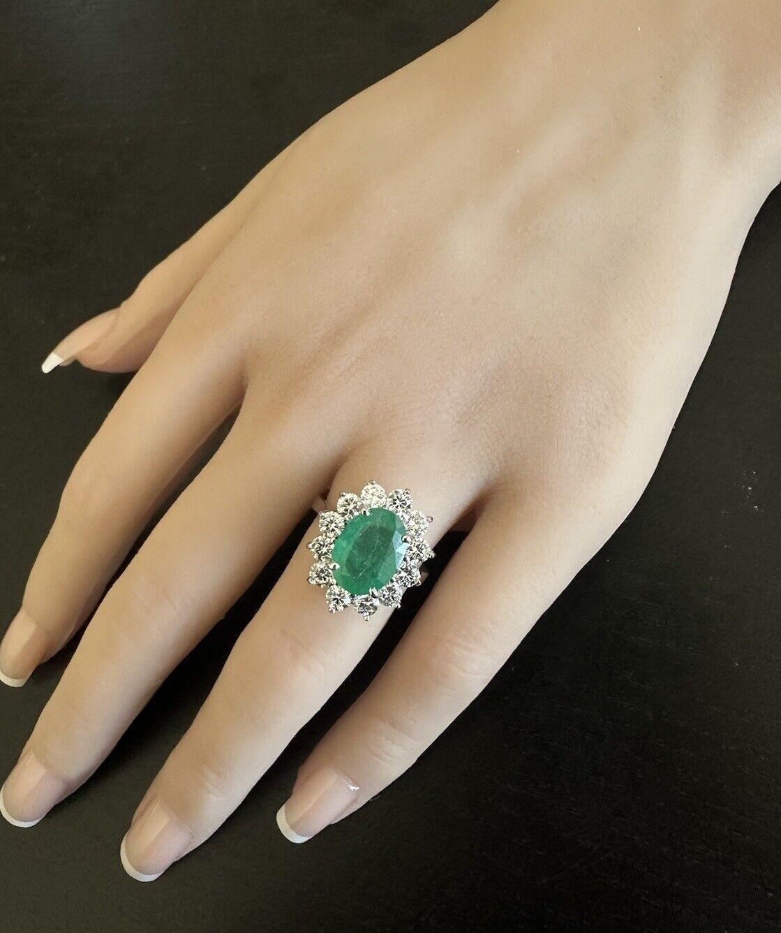 Women's 6.30Ct Natural Emerald & Diamond 14K Solid White Gold Ring For Sale