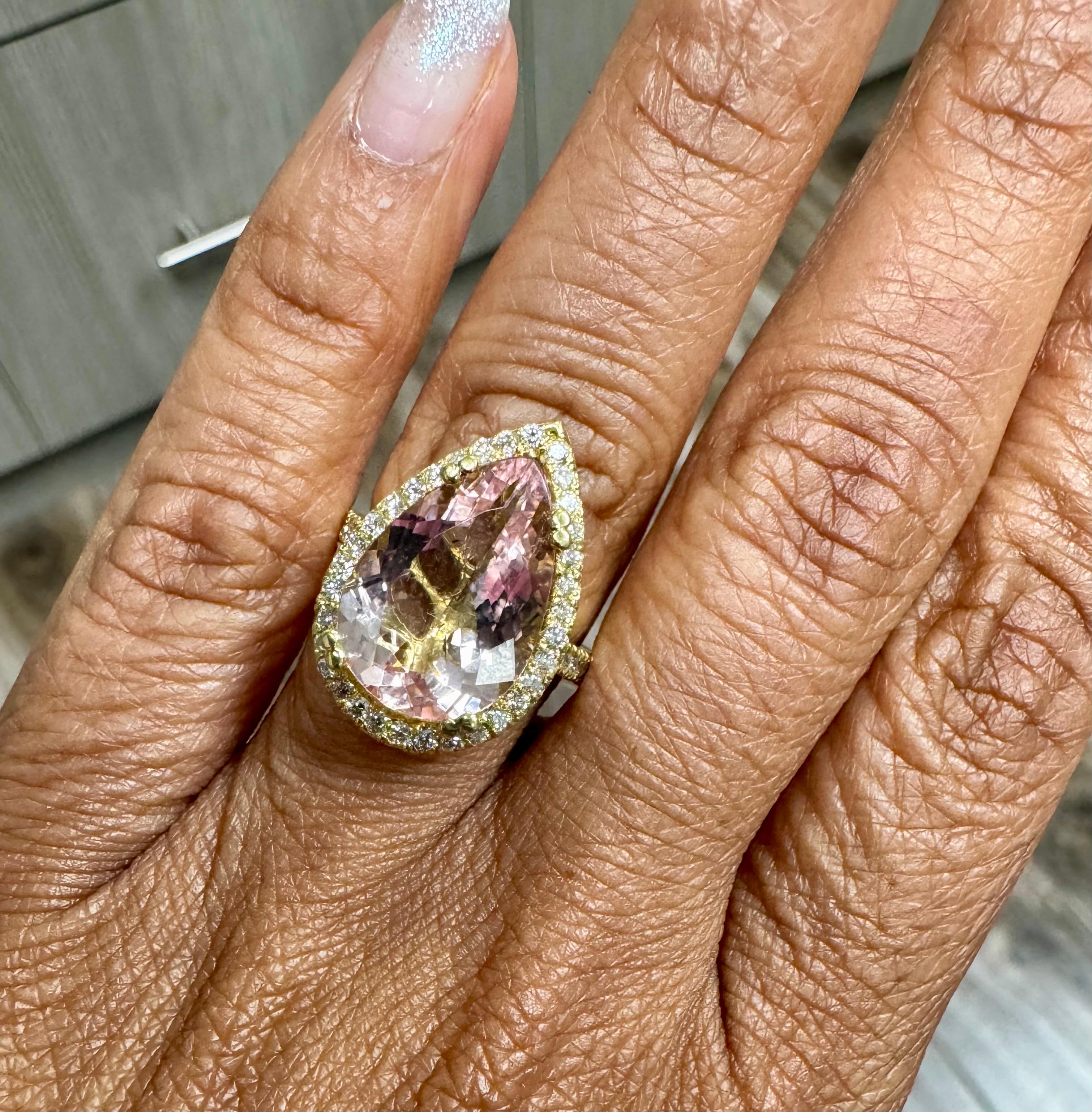 Bague de cocktail en or jaune avec diamant et Morganite de 6,31 carats en vente 3