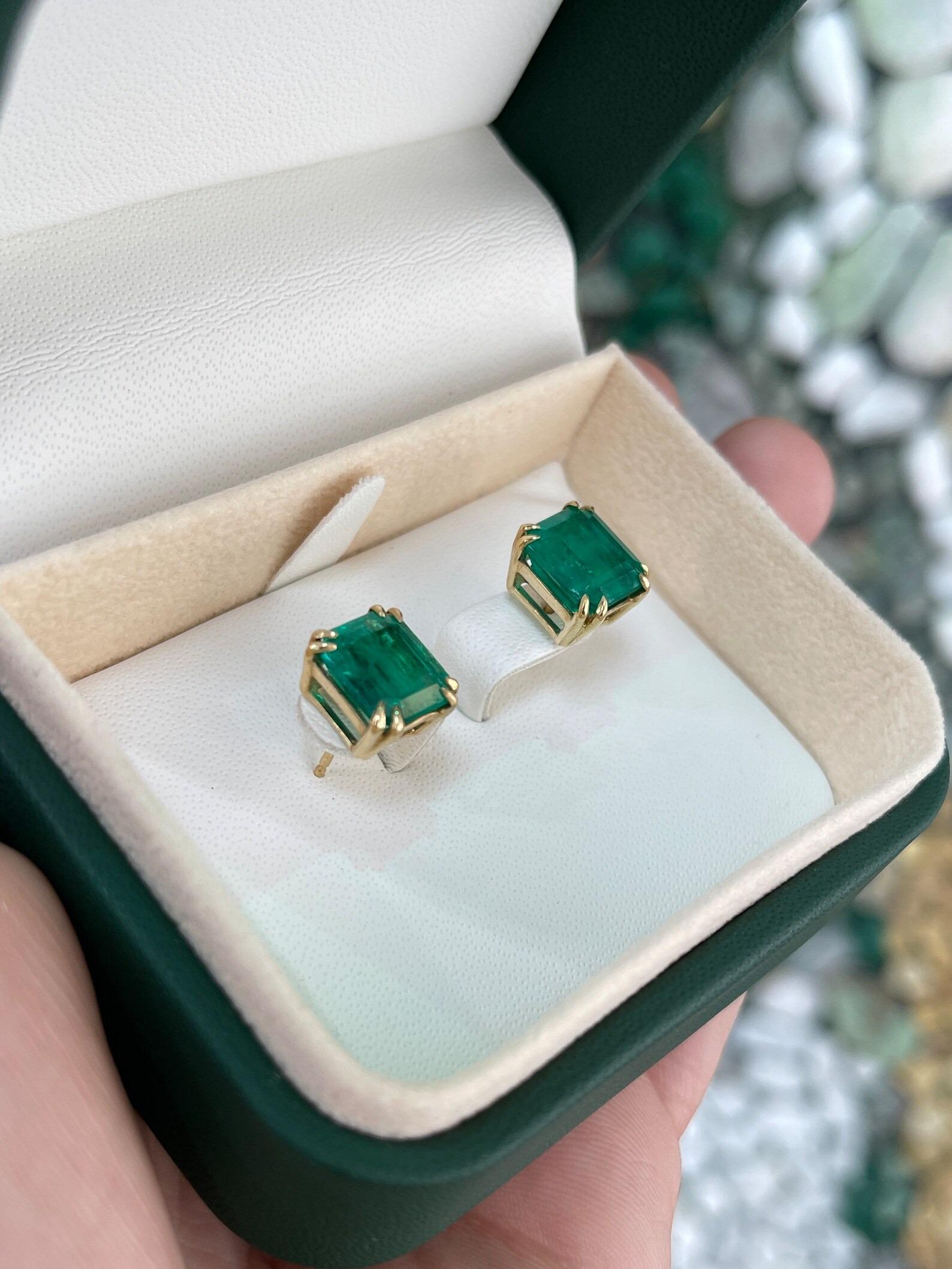 6.31tcw AAA Top Quality Colombian Emerald Double Prong Stud Earrings Gold 18K In New Condition For Sale In Jupiter, FL