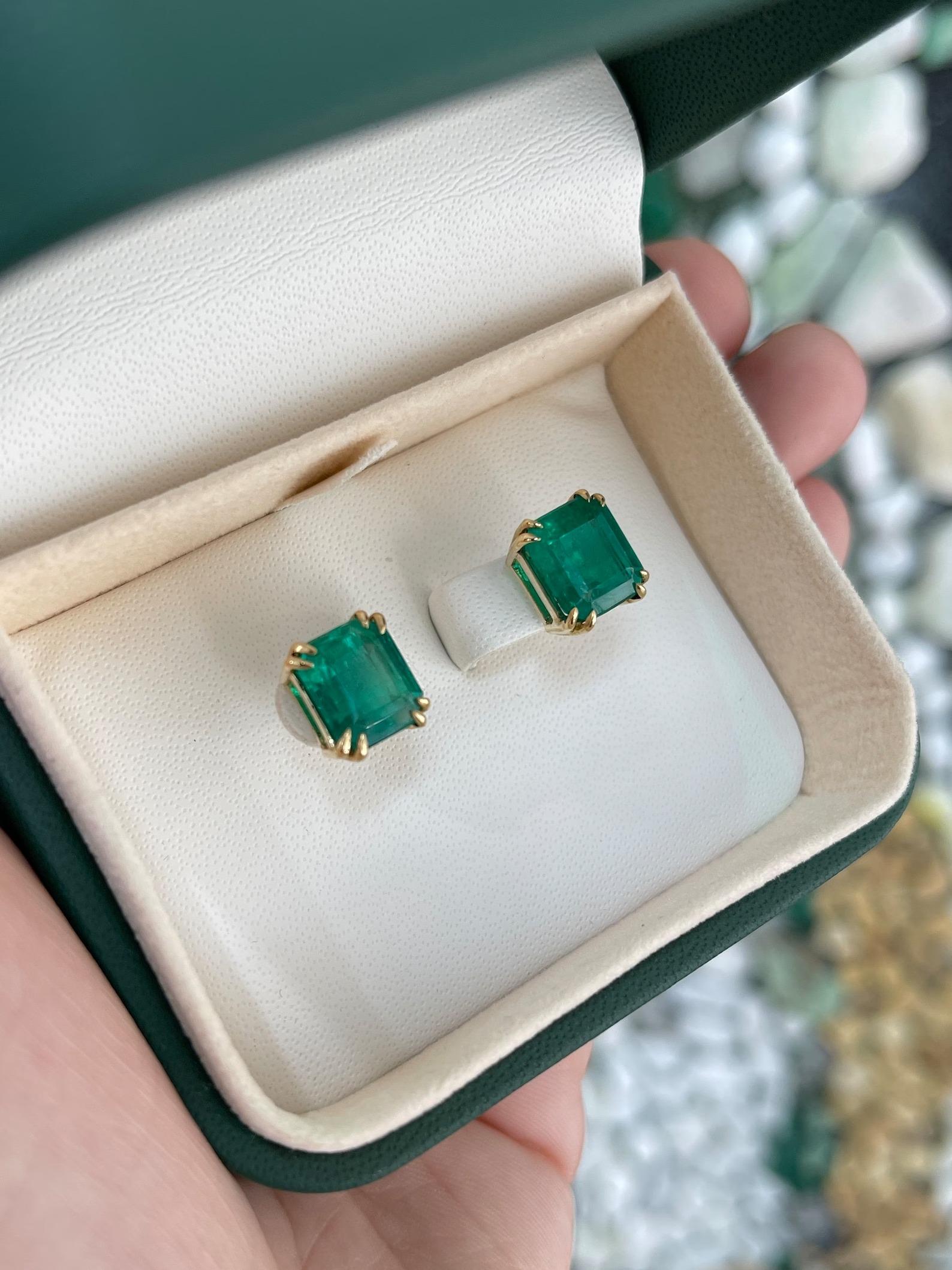 Women's or Men's 6.31tcw AAA Top Quality Colombian Emerald Double Prong Stud Earrings Gold 18K For Sale