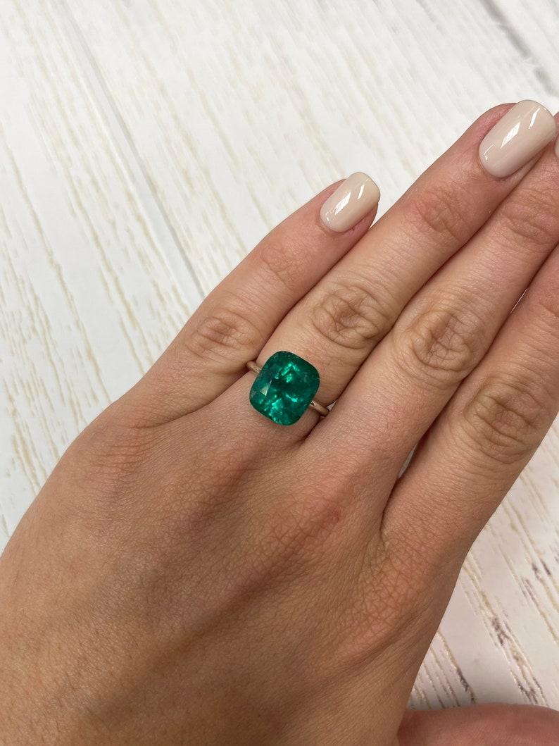 6.32 Carat Muzo Green Colombian Emerald - Cushion Cut Genuine May Birthstone For Sale 4