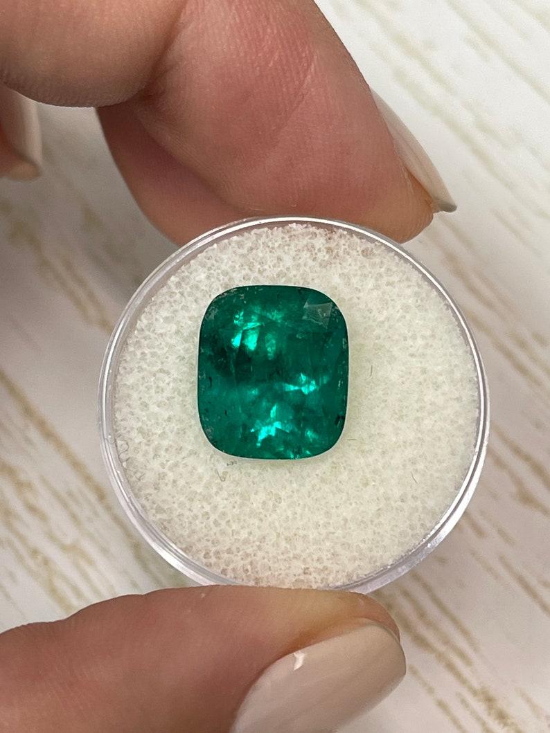 6.32 Carat Muzo Green Colombian Emerald - Cushion Cut Genuine May Birthstone For Sale 2