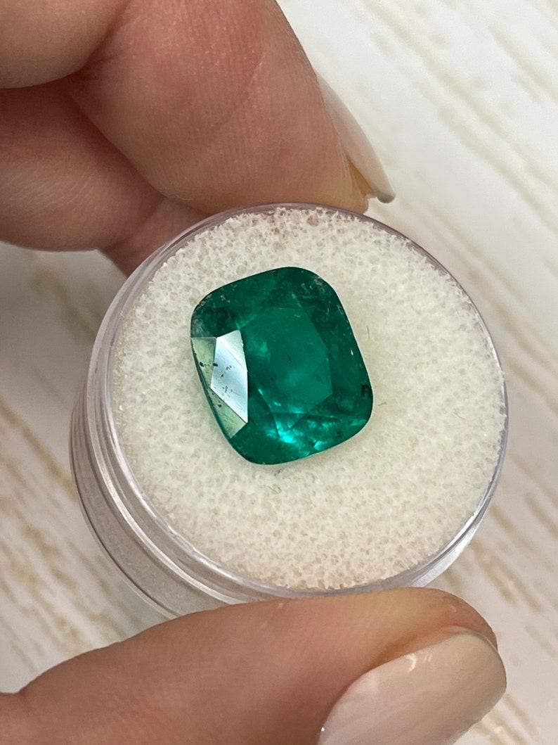 Modern 6.32 Carat Muzo Green Colombian Emerald - Cushion Cut Genuine May Birthstone For Sale