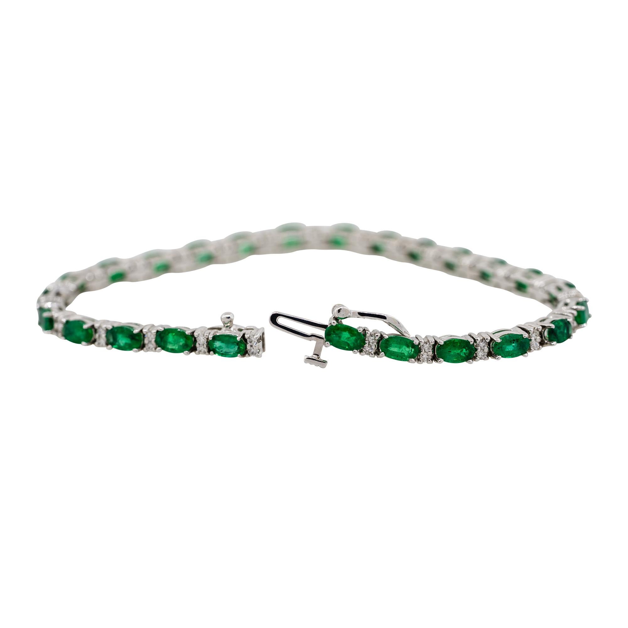 Oval Cut 6.33 Carat Oval Emerald Bracelet with Diamonds 18 Karat in Stock