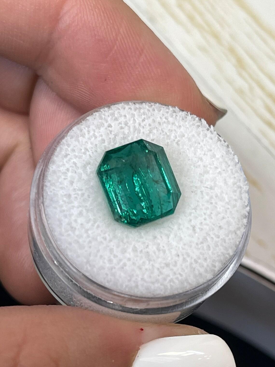 6,34 Karat 10,8x9,7 Vivid grüner sambischer Smaragd - Smaragdschliff Mai-Geburtsstein Edelstein im Angebot 1