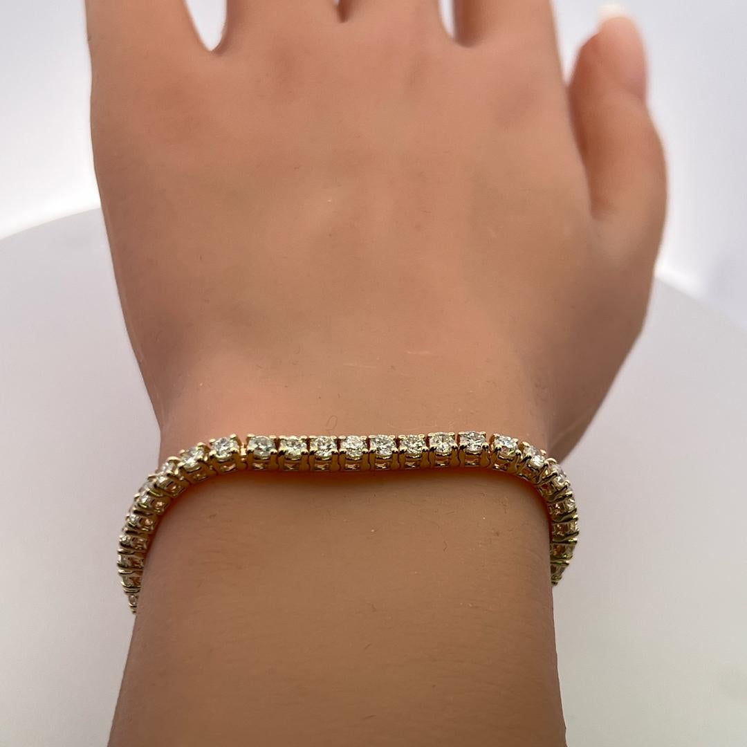 Pulsera de tenis de oro blanco de 14 quilates con diamante brillante redondo G VS de 6,35 quilates en venta 7