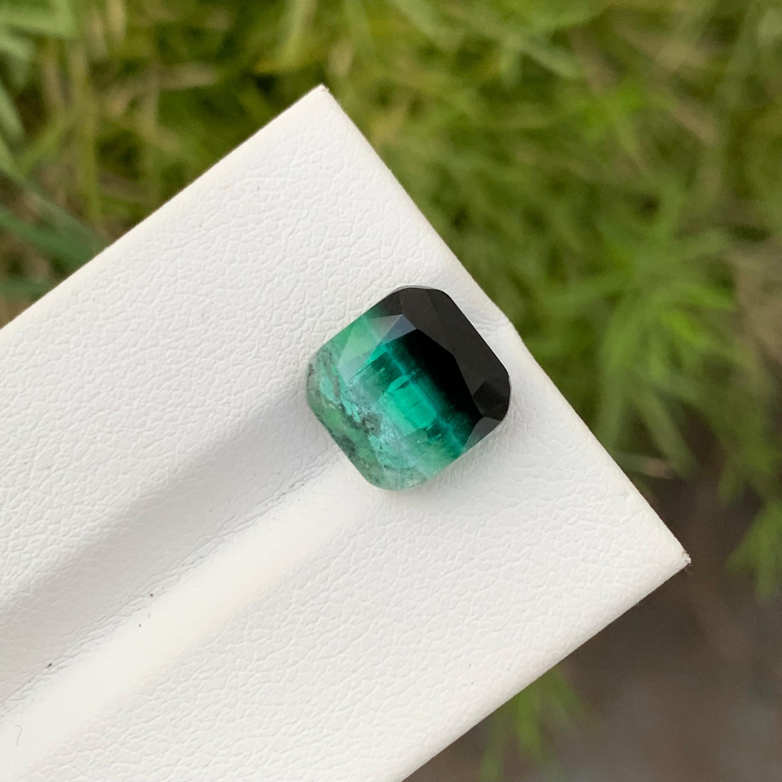 6.35 Carat Natural Loose Bi Colour Tourmaline Cushion Shape Gem For Necklace en vente 3