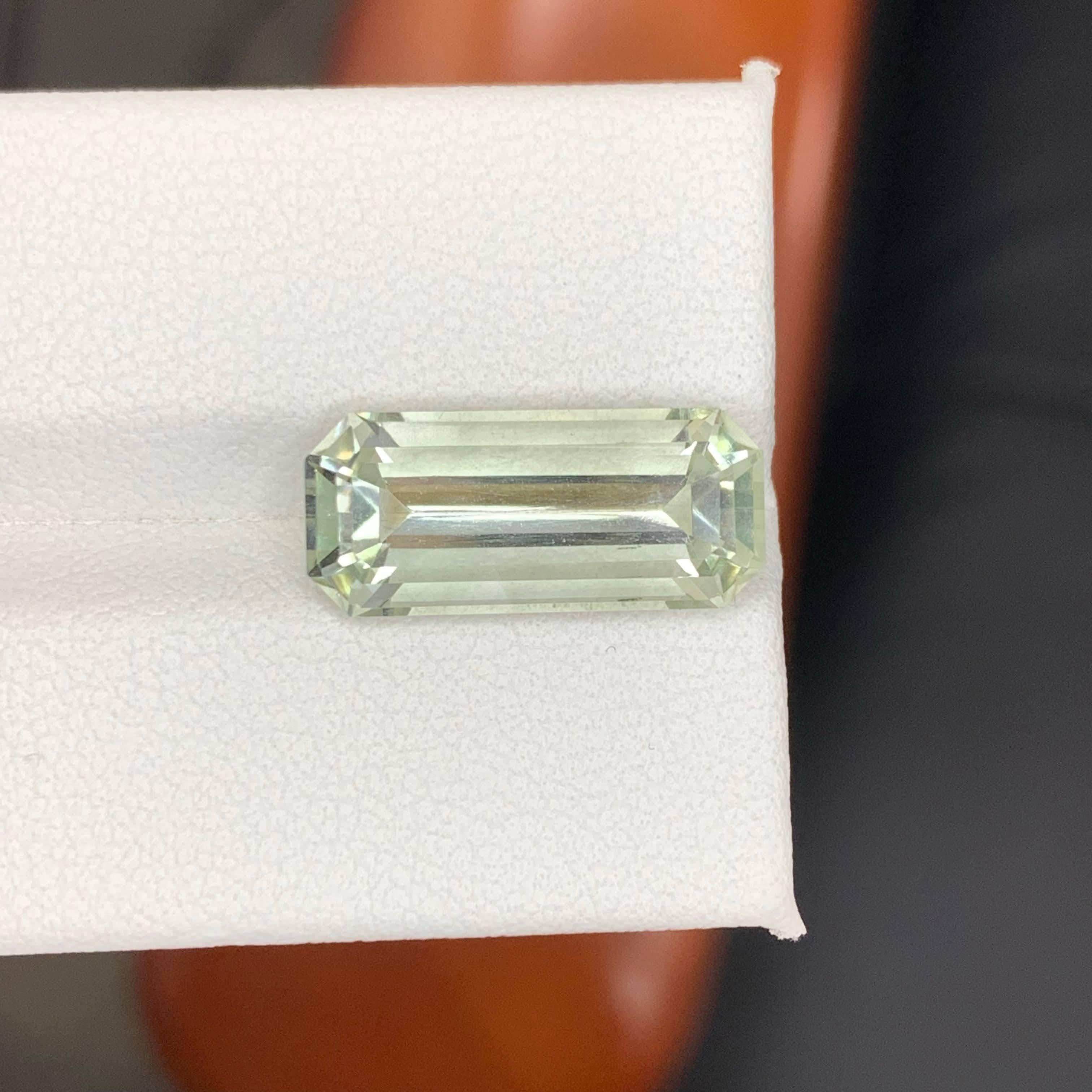 6.35 Carat Natural Loose Greenish Amethyst Stone Emerald Cut African Gemstone en venta 3